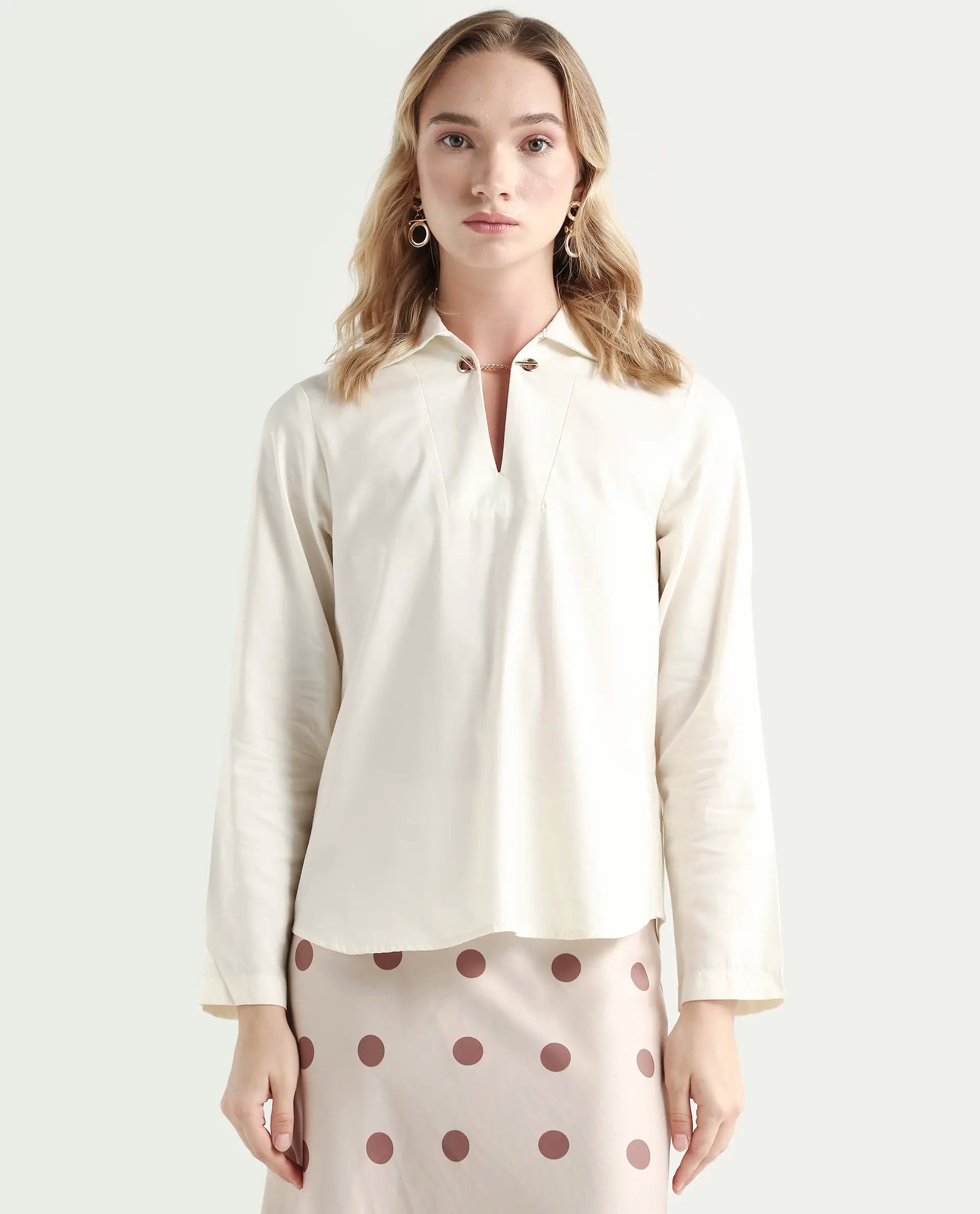 Rareism Women's Ronwok Off White Modal Spread Collar Plain Regular Fit Top