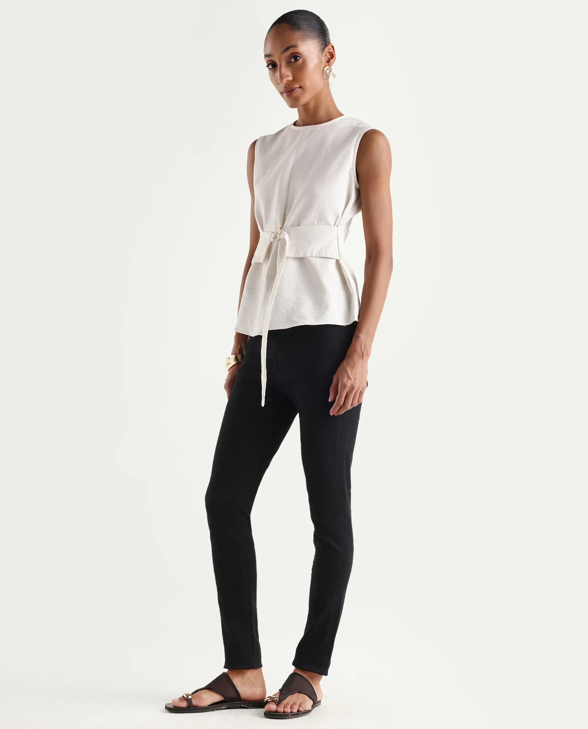 Rareism Women's Dengo Black Cotton Blend Skinny Plain Jeans