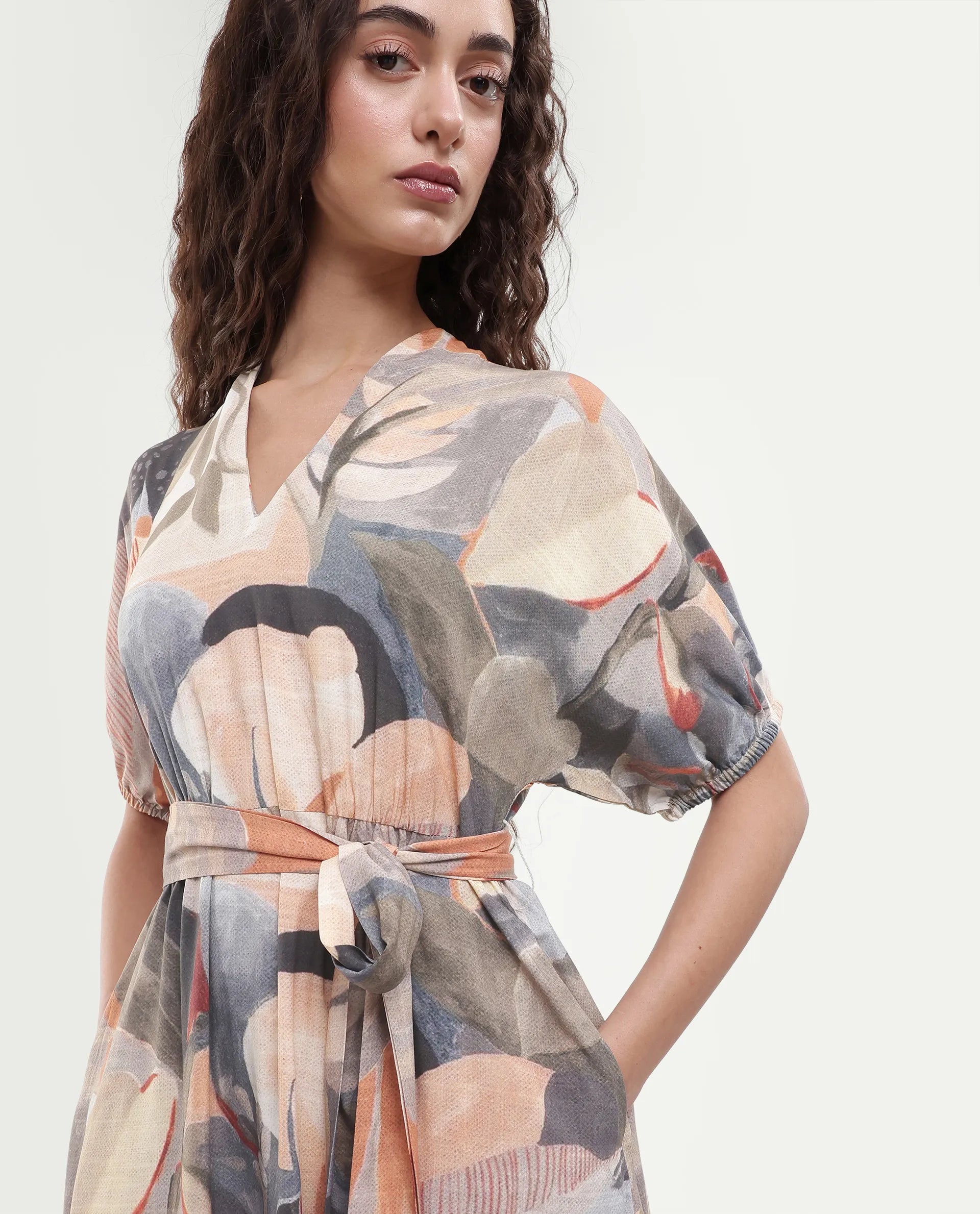 Rareism Women's Arnai Multi Viscose V-Neck A-Line Abstract Print Dress
