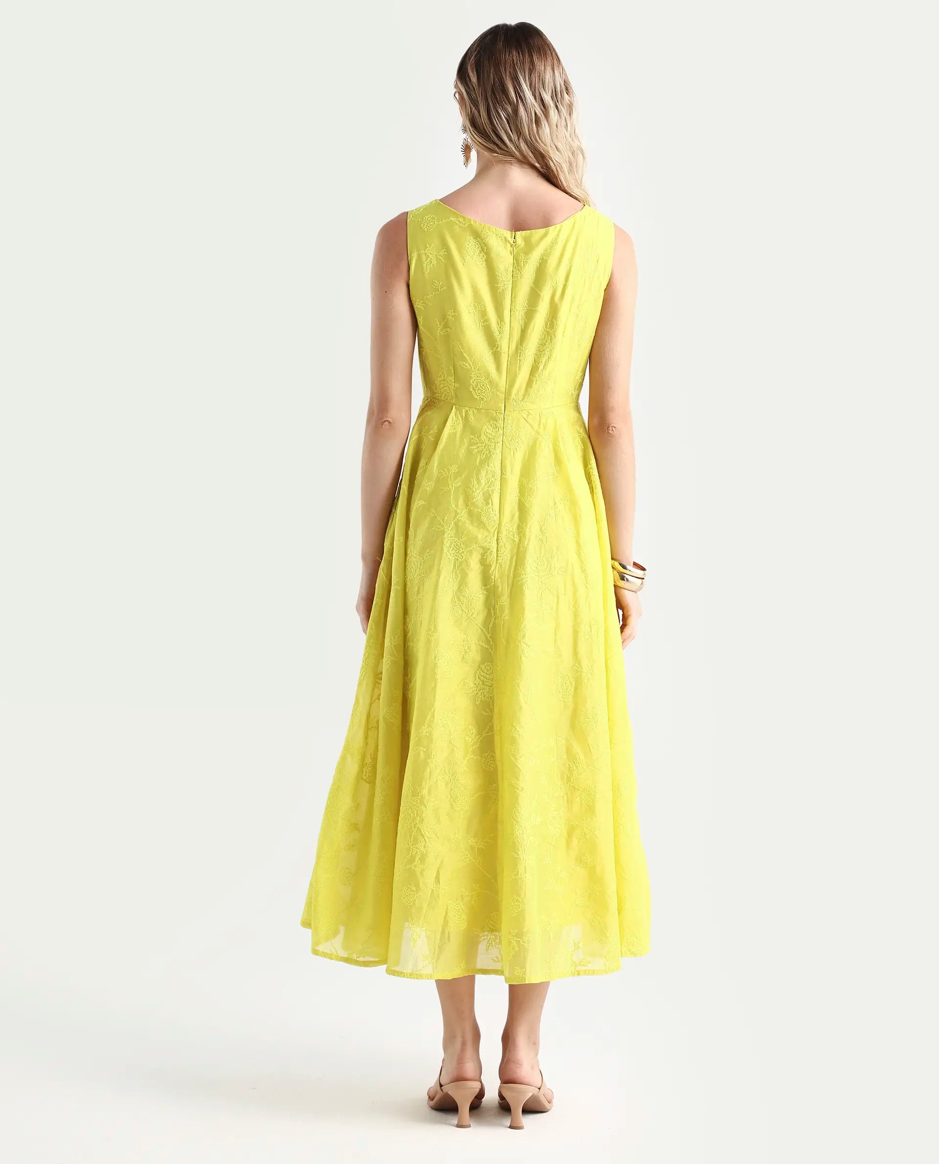 Rareism Women's Prero Green Viscose Blend Boat Neck Plain Sleeveless Midi A-Line Dress