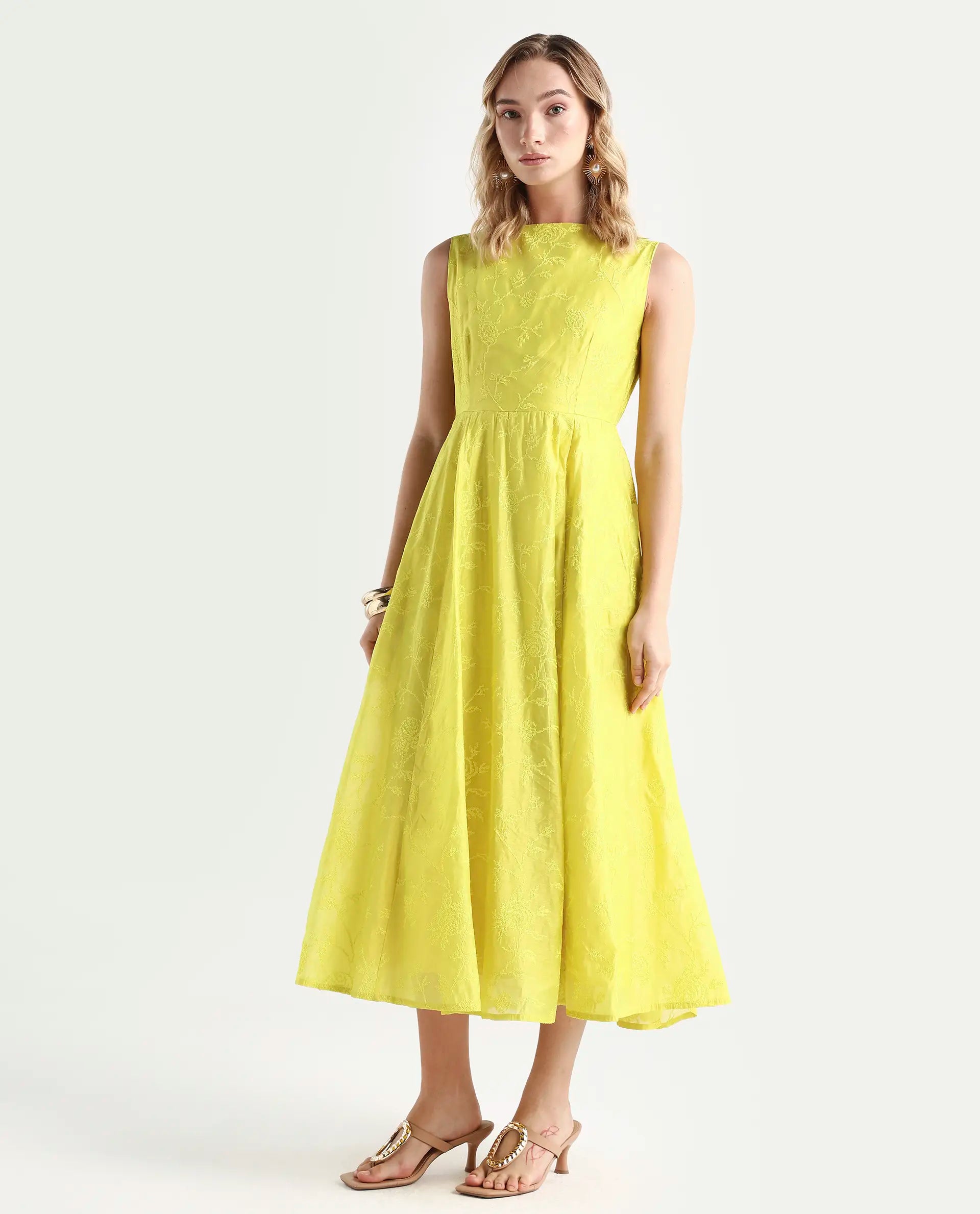 Rareism Women's Prero Green Viscose Blend Boat Neck Plain Sleeveless Midi A-Line Dress