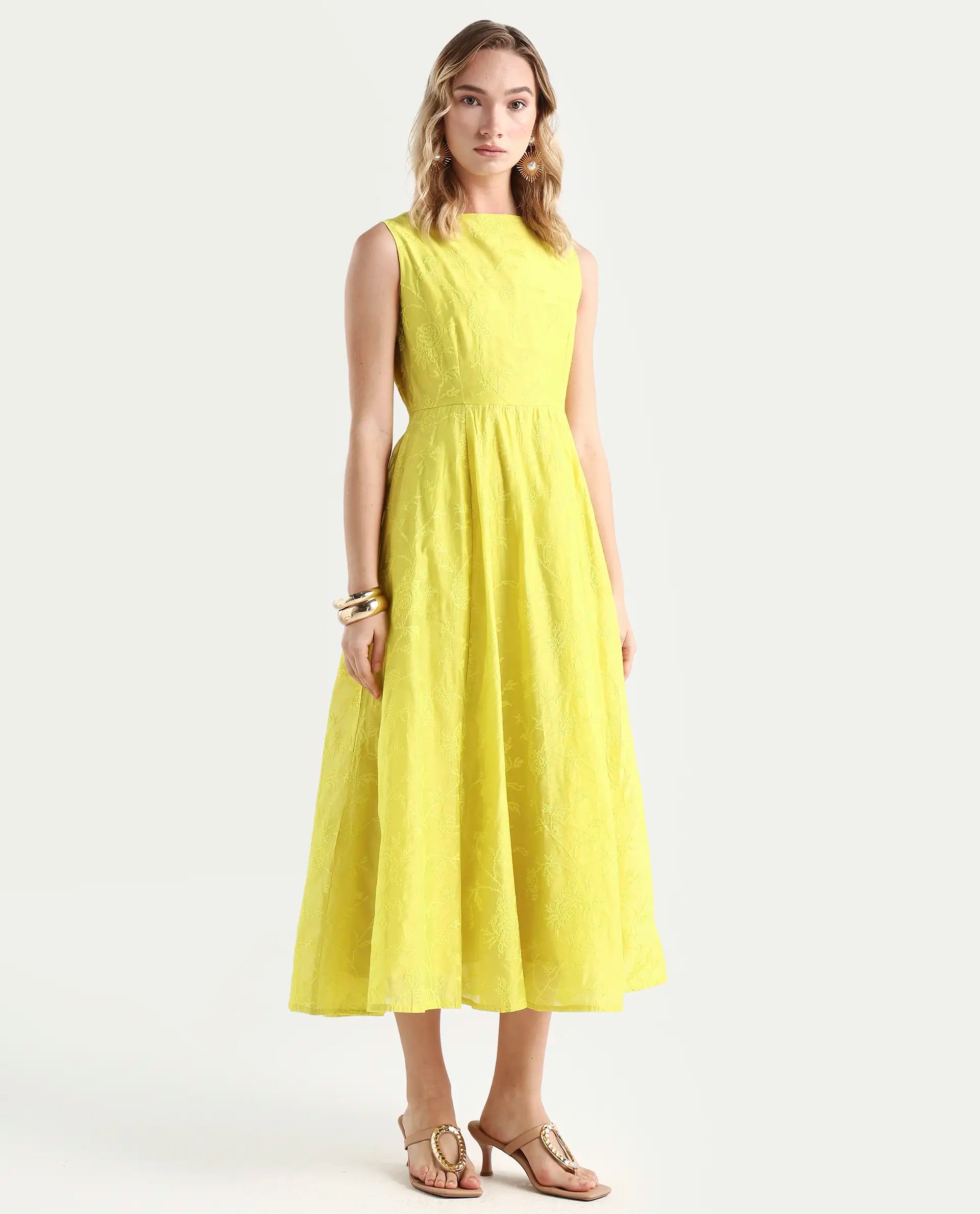 Rareism Women's Prero Green Viscose Blend Boat Neck Plain Sleeveless Midi A-Line Dress