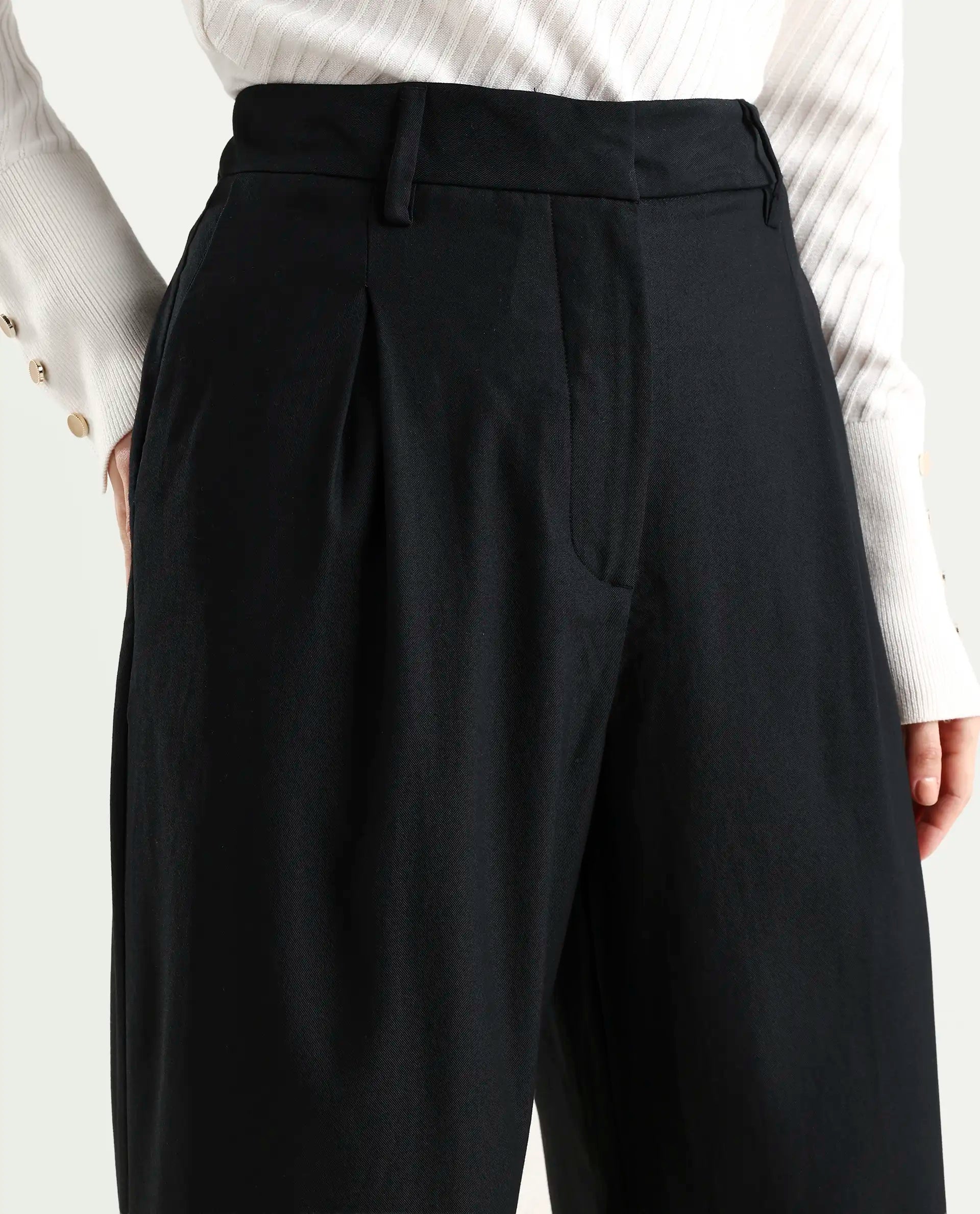 Rareism Women's Nuray Black Cotton Blend Plain Ankle Length Straight Fit Trouser