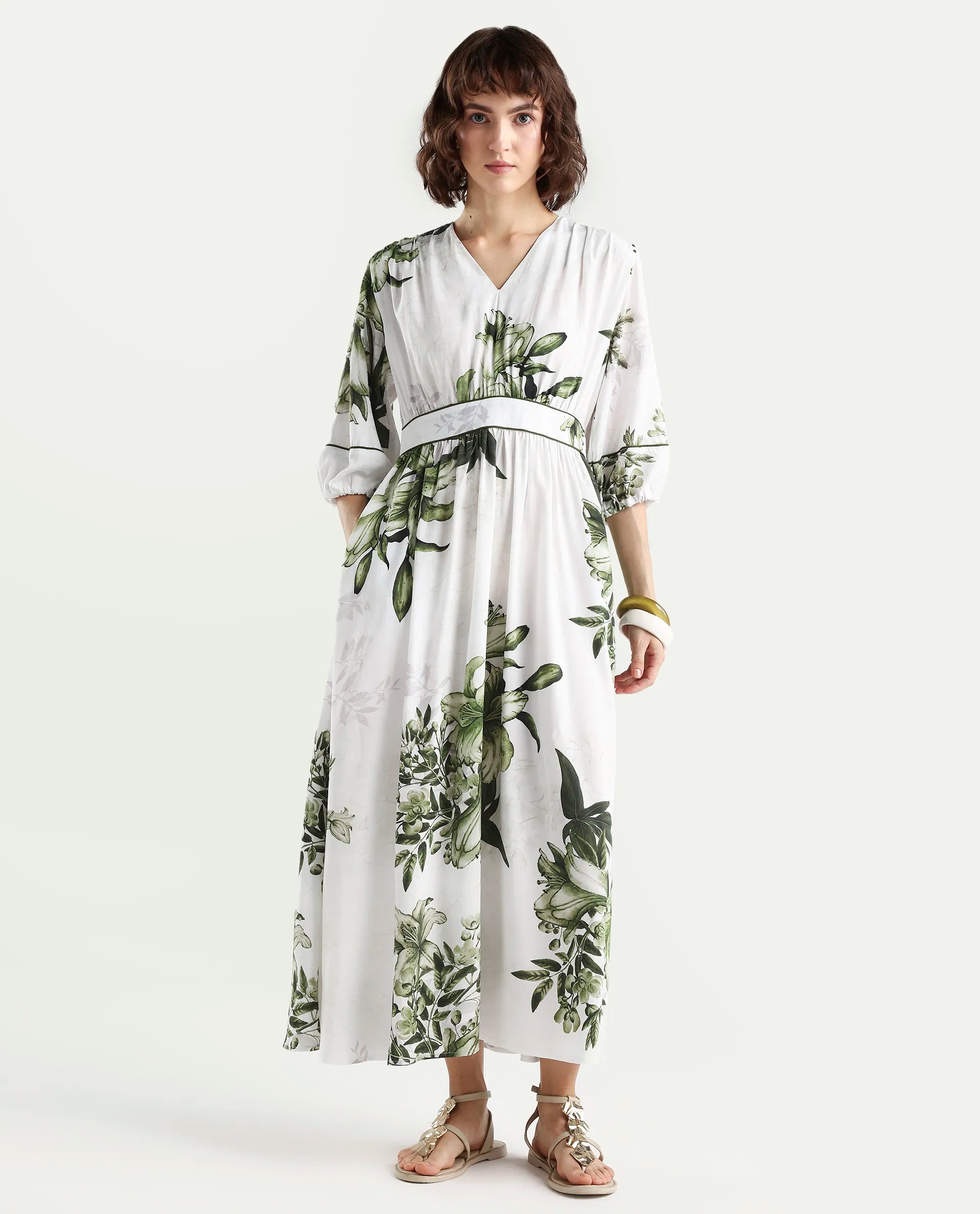 Rareism Women's Arsyn Off White Viscose Half Sleeve V-Neck Fit And Flare Floral Print Dress