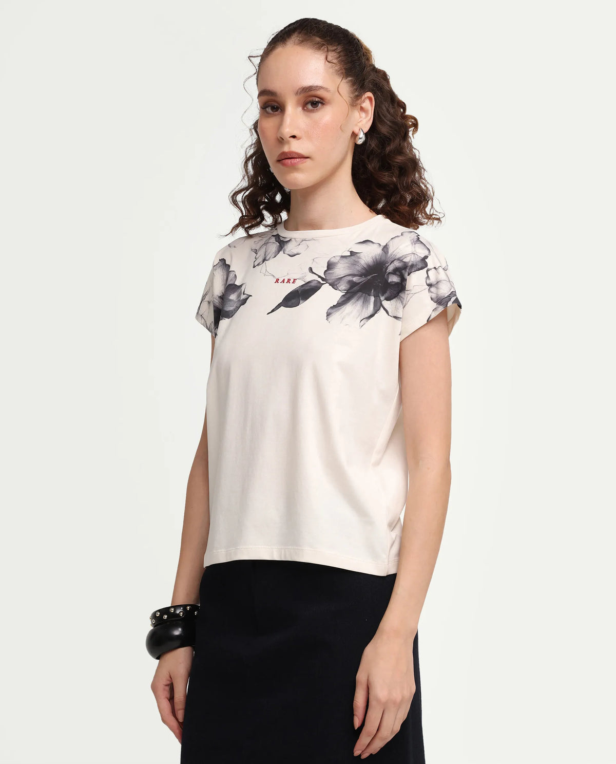 Rareism Women's Zern Off White Cotton Blend Half Sleeve Relaxed Fit Digital Print T-Shirt