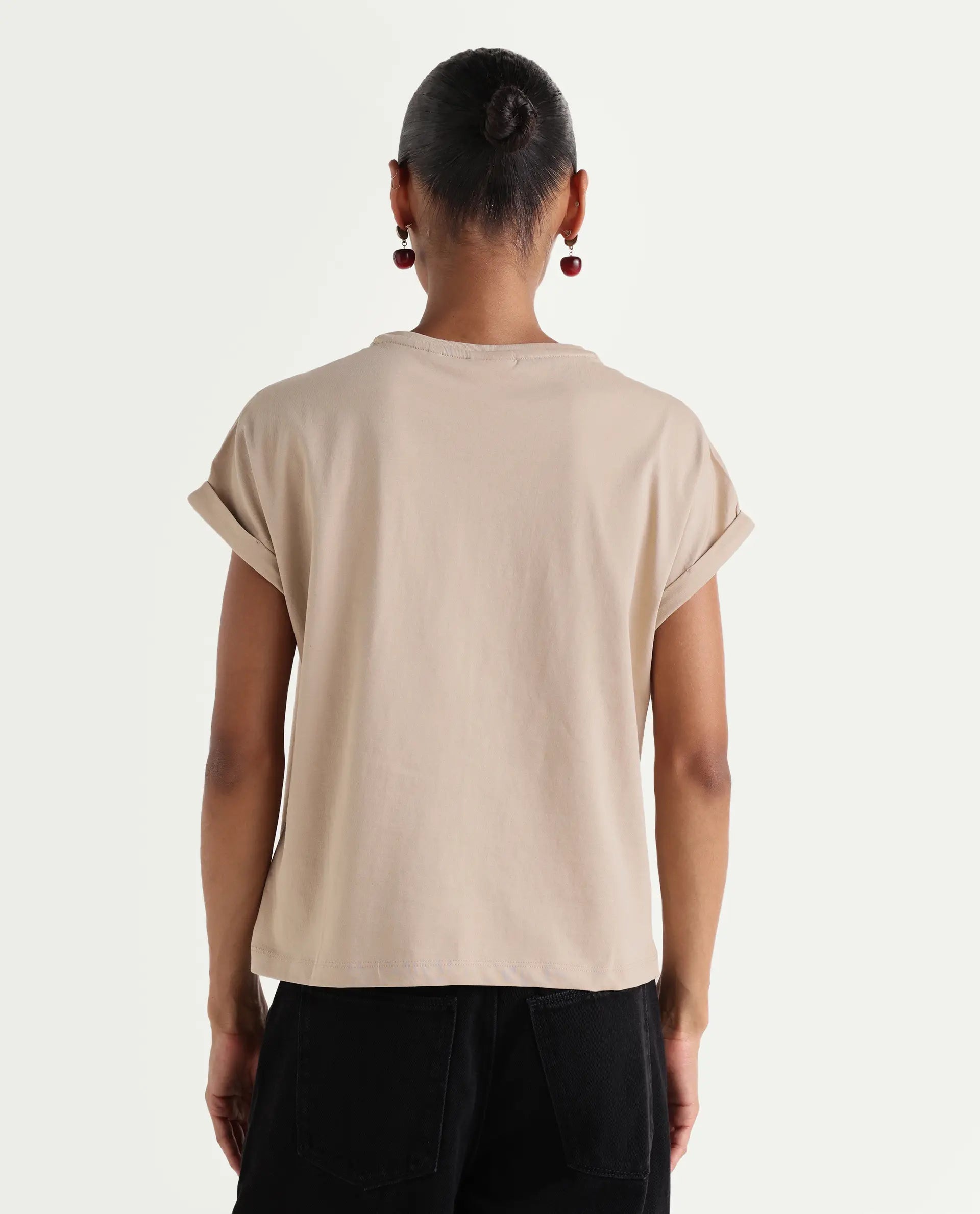 Rareism Women's Zibbit Beige Cotton Crew Neck Pull-On Relaxed Monogram Print T-Shirt