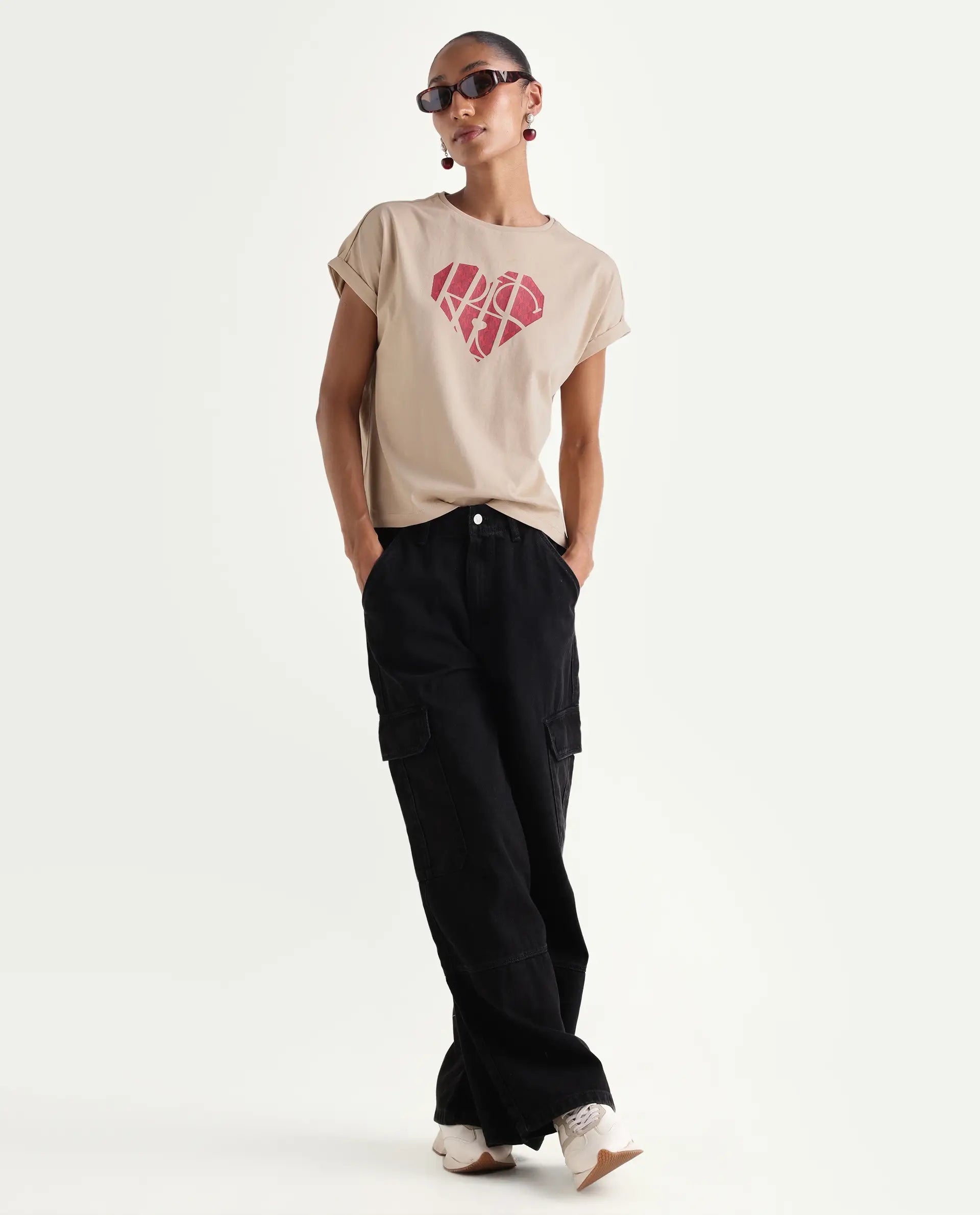 Rareism Women's Zibbit Beige Cotton Crew Neck Pull-On Relaxed Monogram Print T-Shirt