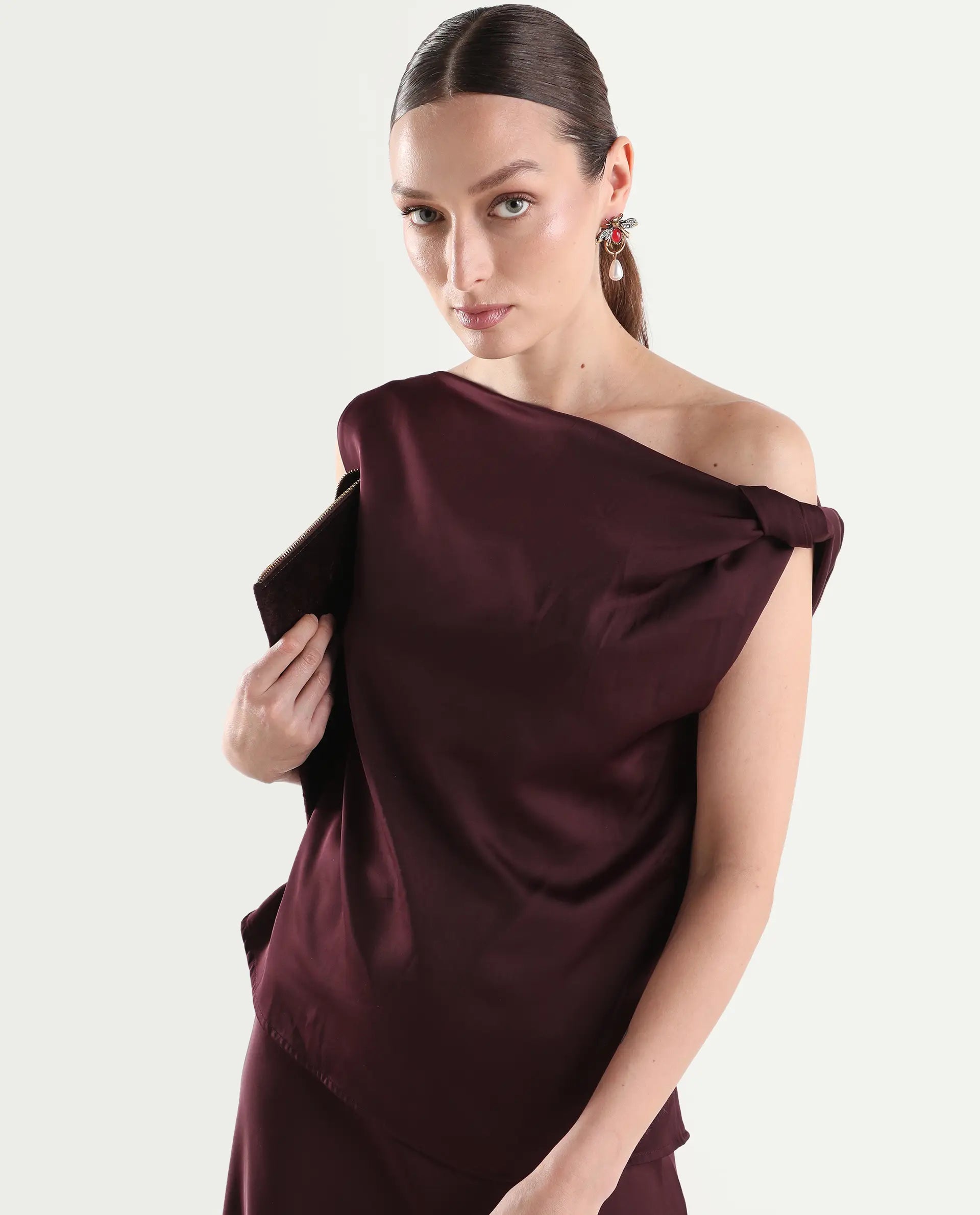 Rareism Women's Aoron-T Maroon Polyester Sleeveless Regular Fit Plain Top