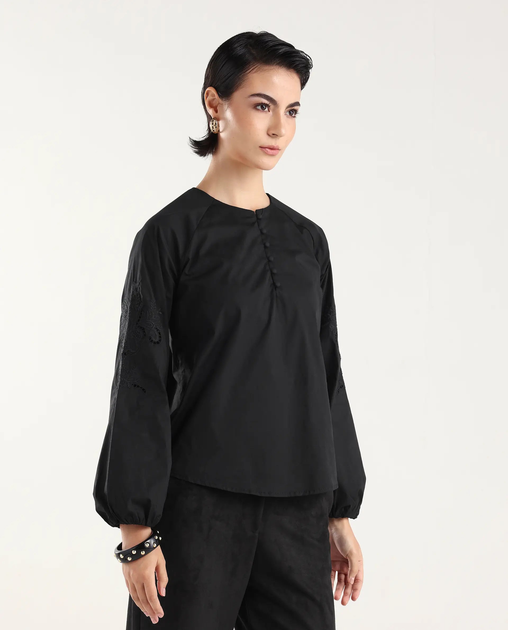 Rareism Women's Nembon Black Cotton Full Sleeve Regular Fit Plain Top