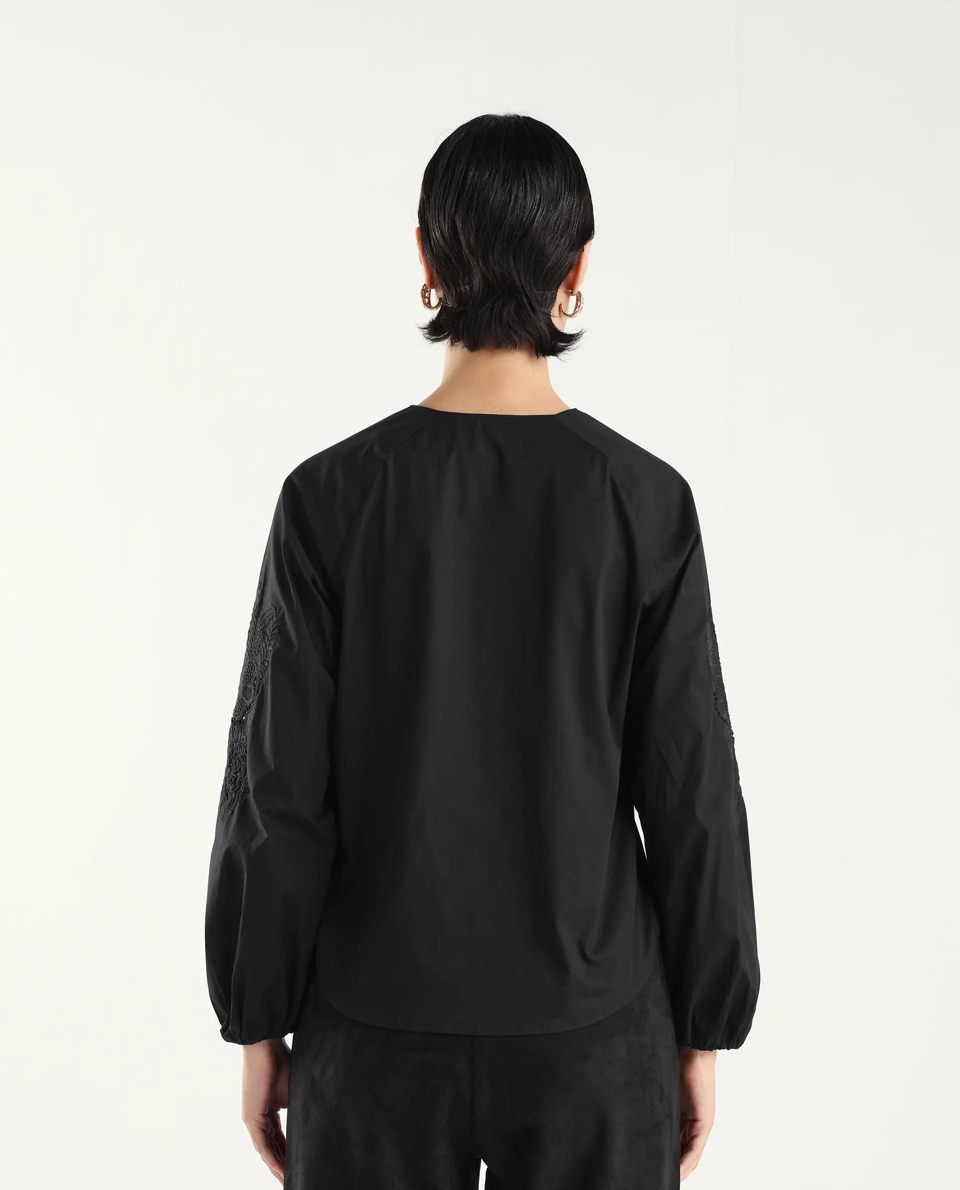 Rareism Women's Nembon Black Cotton Full Sleeve Regular Fit Plain Top