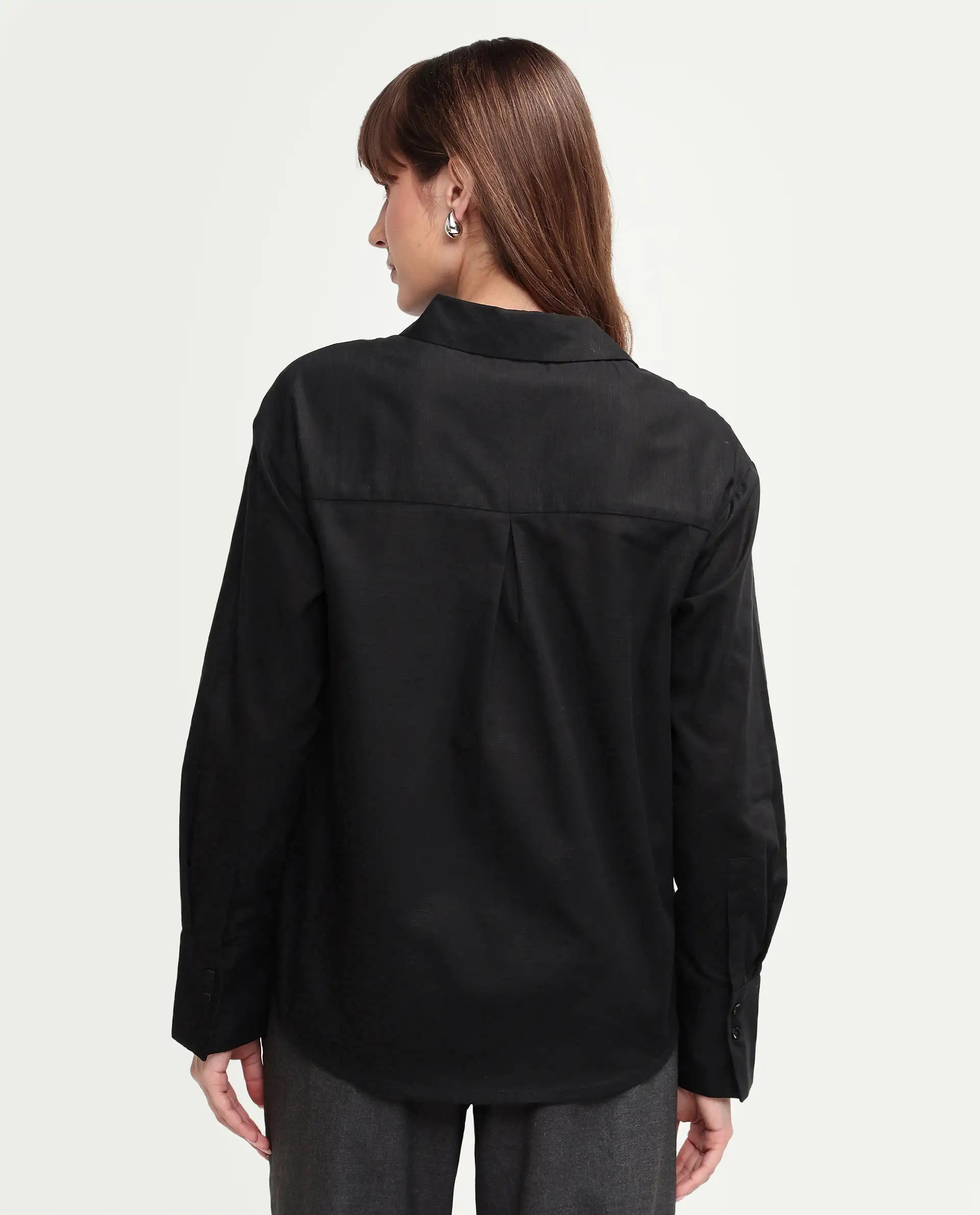 Rareism Women's Mewok Black Cotton Blend Full Sleeve Spread Collar Regular Plain Shirt