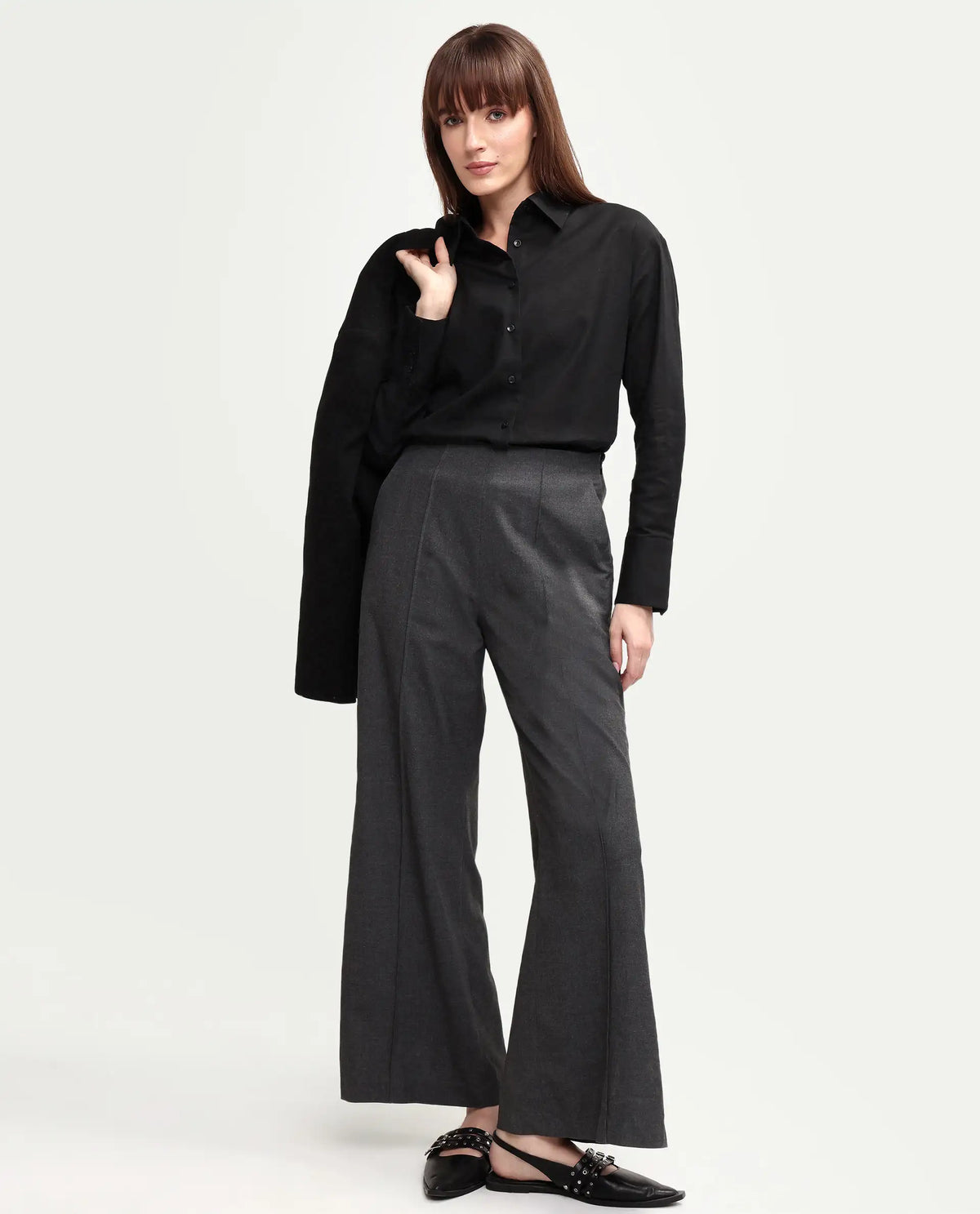 Rareism Women's Mewok Black Cotton Full Sleeve Spread Collar Regular Plain Shirt