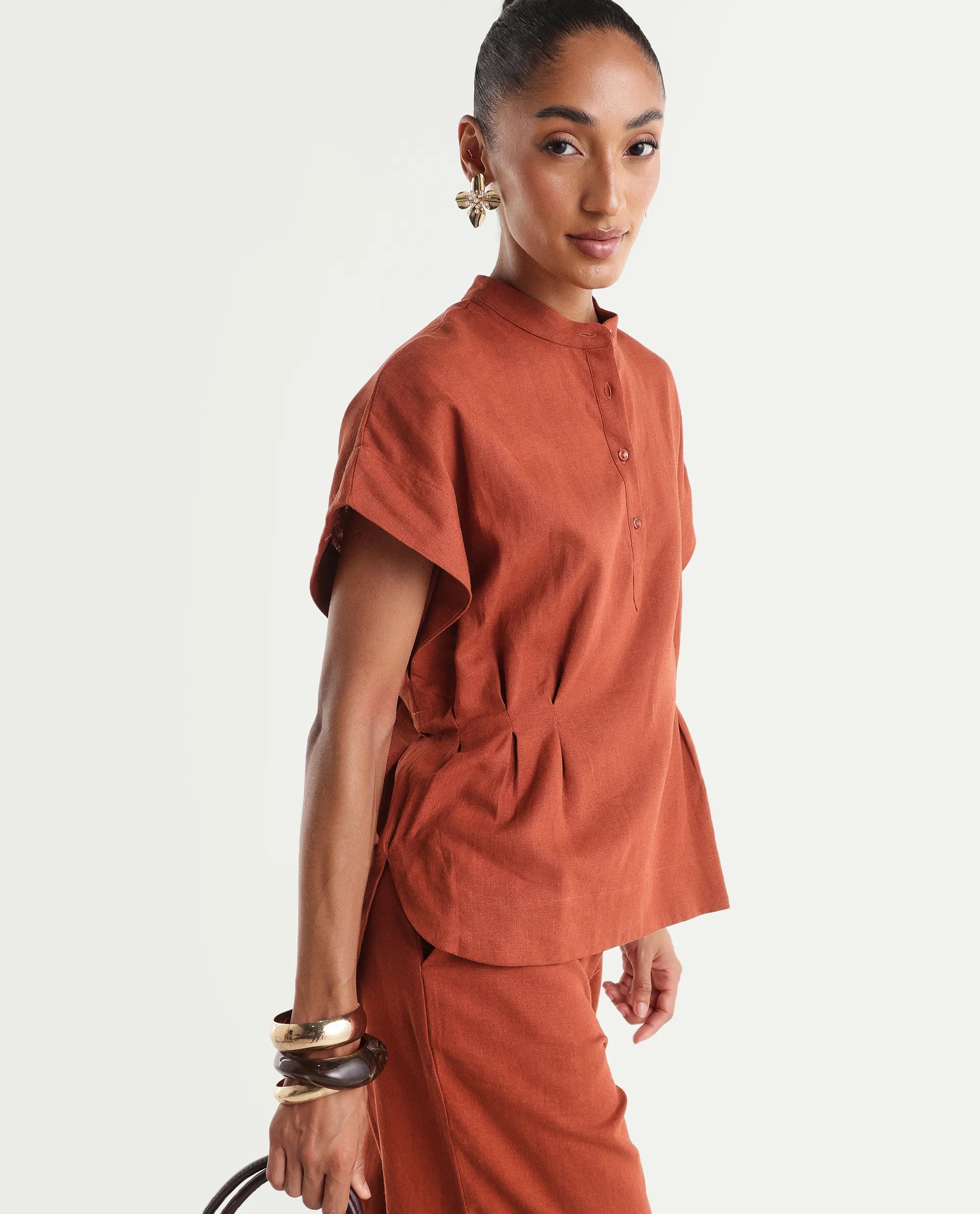 Rareism Women's Mappy-T Rust Linen Half Sleeve Mandarin Collar Relaxed Top