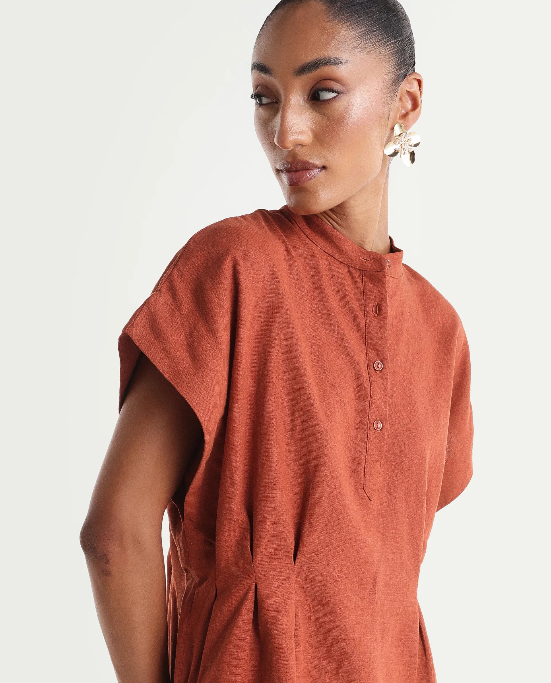 Rareism Women's Mappy-T Rust Linen Half Sleeve Mandarin Collar Relaxed Top