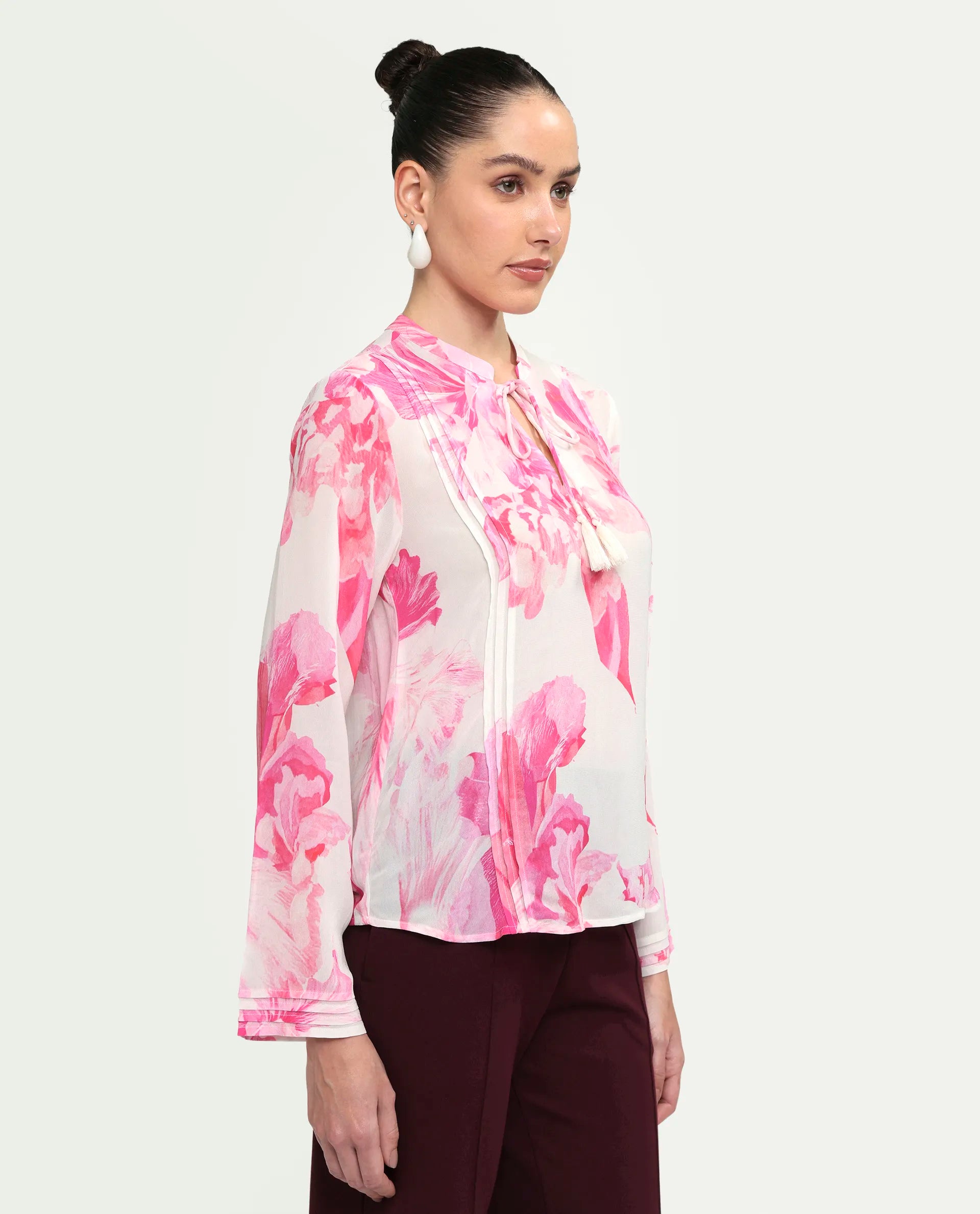 Rareism Women's Mijok Off White Viscose Full Sleeve Tie-Up Regular Floral Print Top
