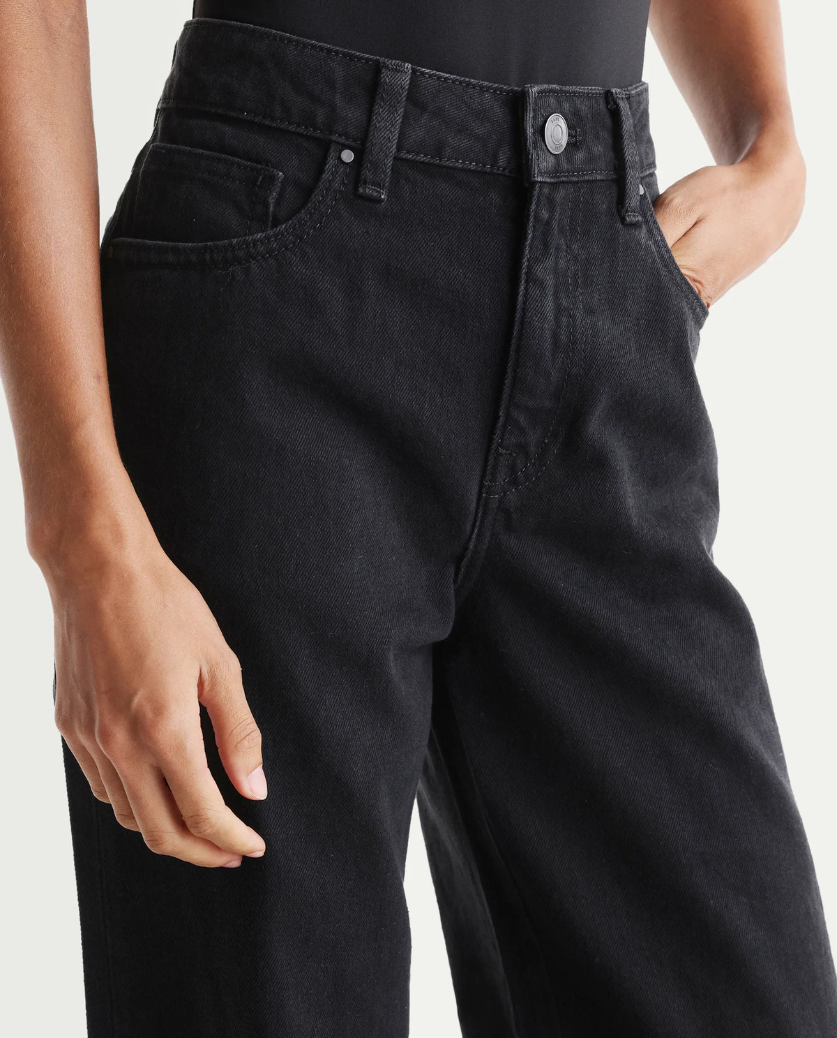 Rareism Women's Regmish Black Cotton Regular Fit Plain Jeans