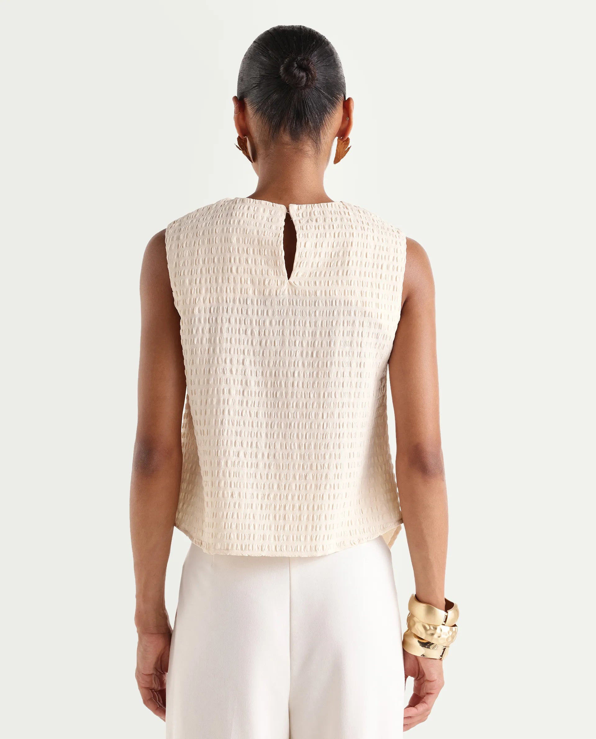 Rareism Women's Roulo-R Beige Polyester Sleeveless Crew Neck Button Relaxed Plain Top