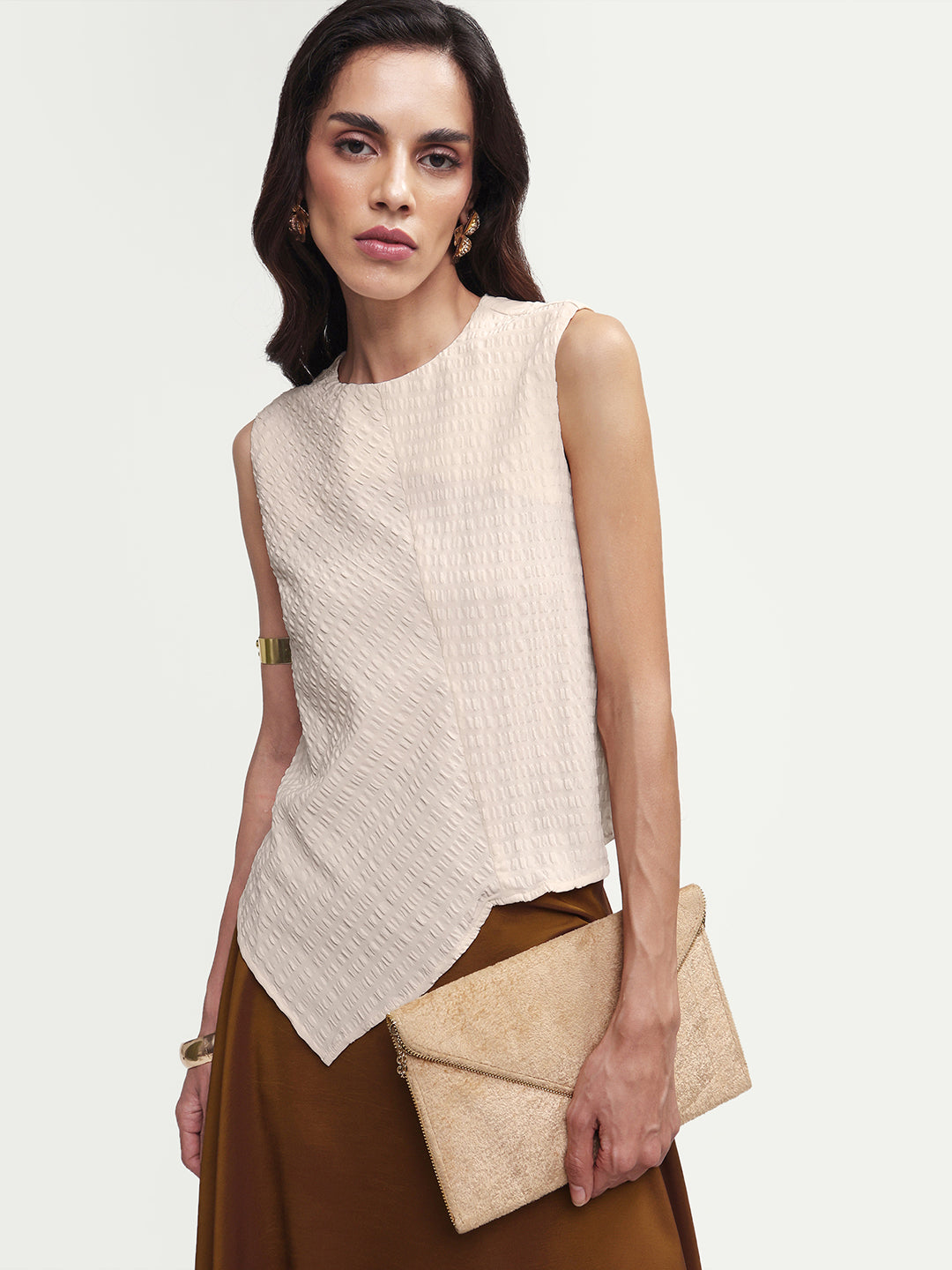 Rareism Women's Roulo-R Beige Polyester Sleeveless Crew Neck Button Relaxed Plain Top