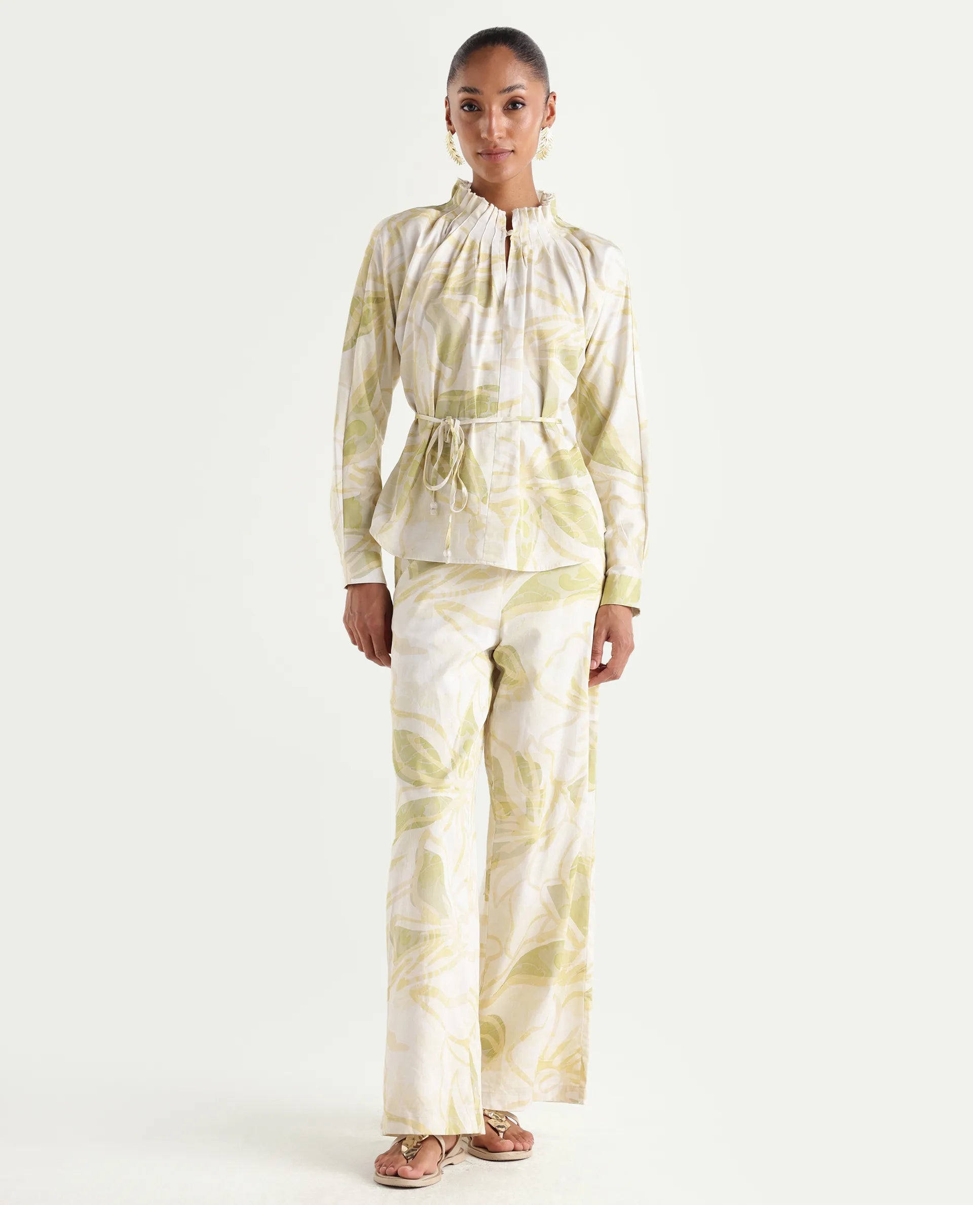 Rareism Women's Hyce-B Light Green Cotton Wide Leg Abstract Print Trouser