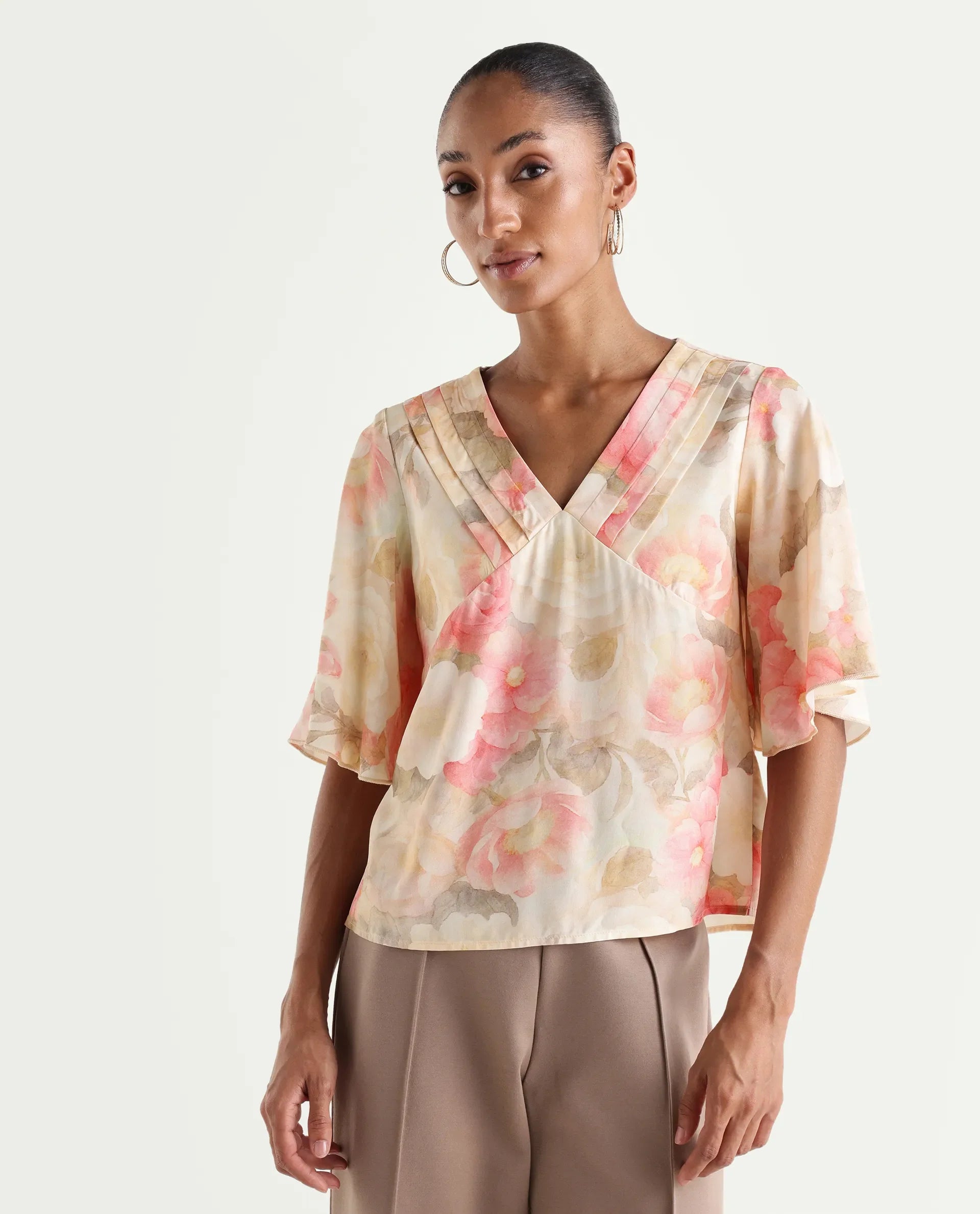 Rareism Women's Vlara Multi Viscose Fabric V-Neck Regular Floral Print Top