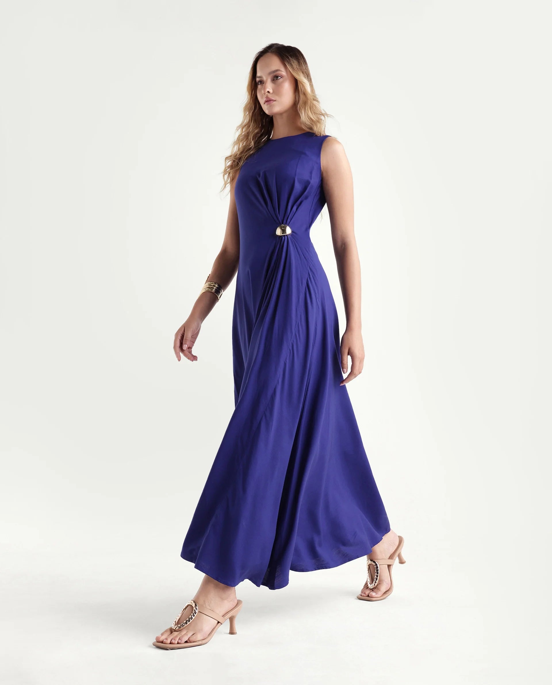 Rareism Women's Kensero Navy Viscose Fabric Crew Neck Fit And Flare Plain Dress