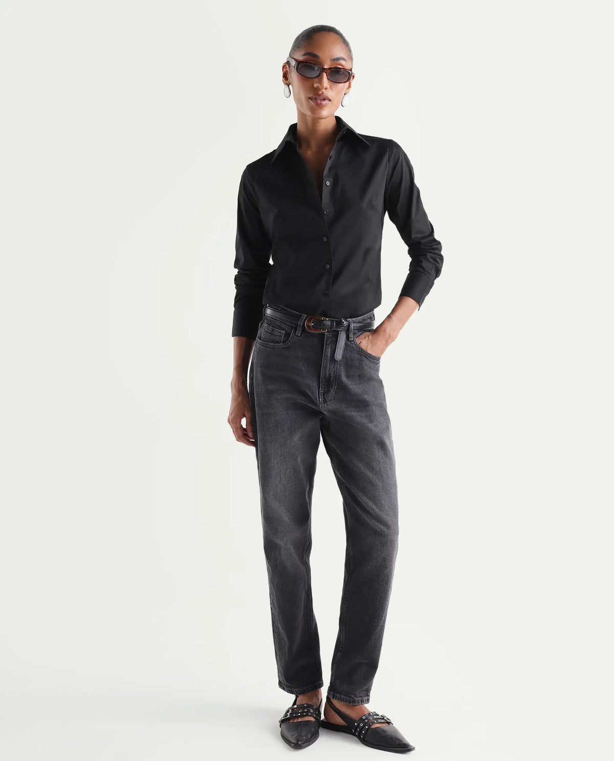 Rareism Women's Maven Black Cotton Blend Spread Collar Fitted Plain Shirt