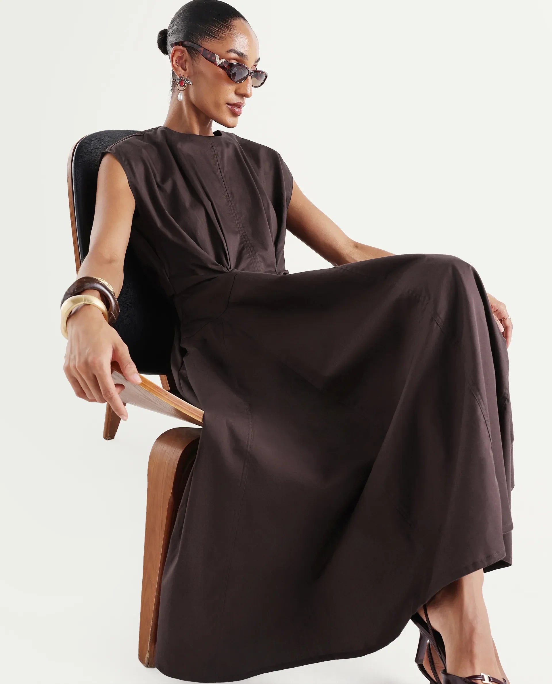Rareism Women's Onky Brown Cotton Crew Neck Button Relaxed Plain Dress