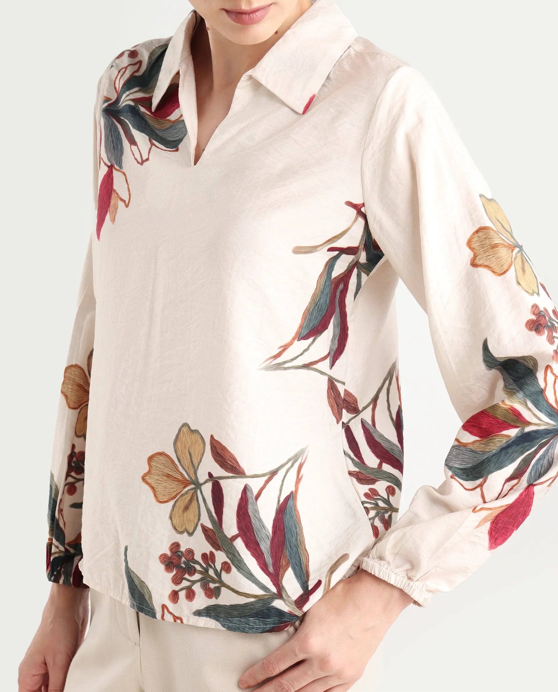 Rareism Women's Aero Beige Viscose Blend Spread Collar Regular Abstract Print Top