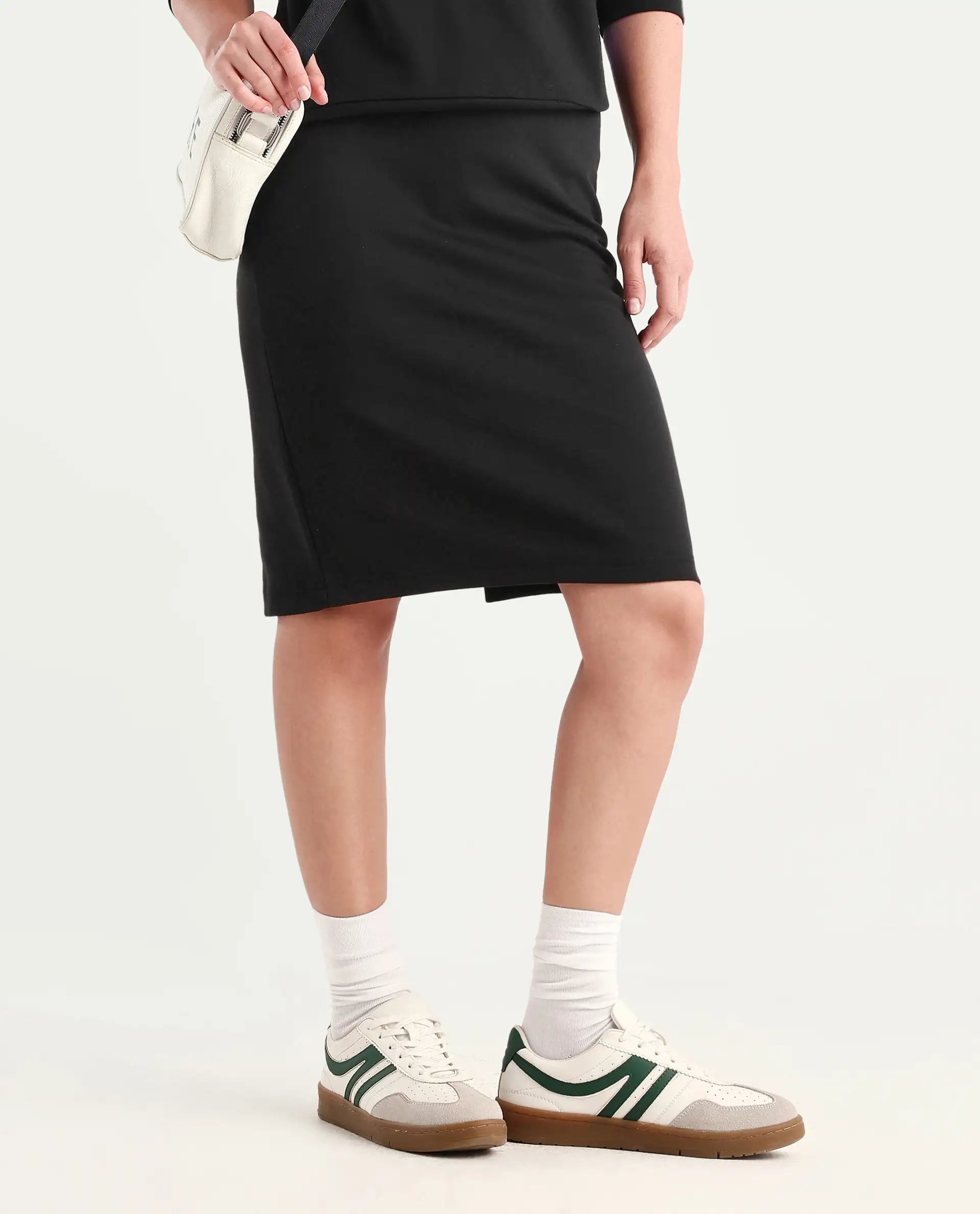 Rareism Women's Afsko B Black Cotton Plain Midi Straight Fit Skirt