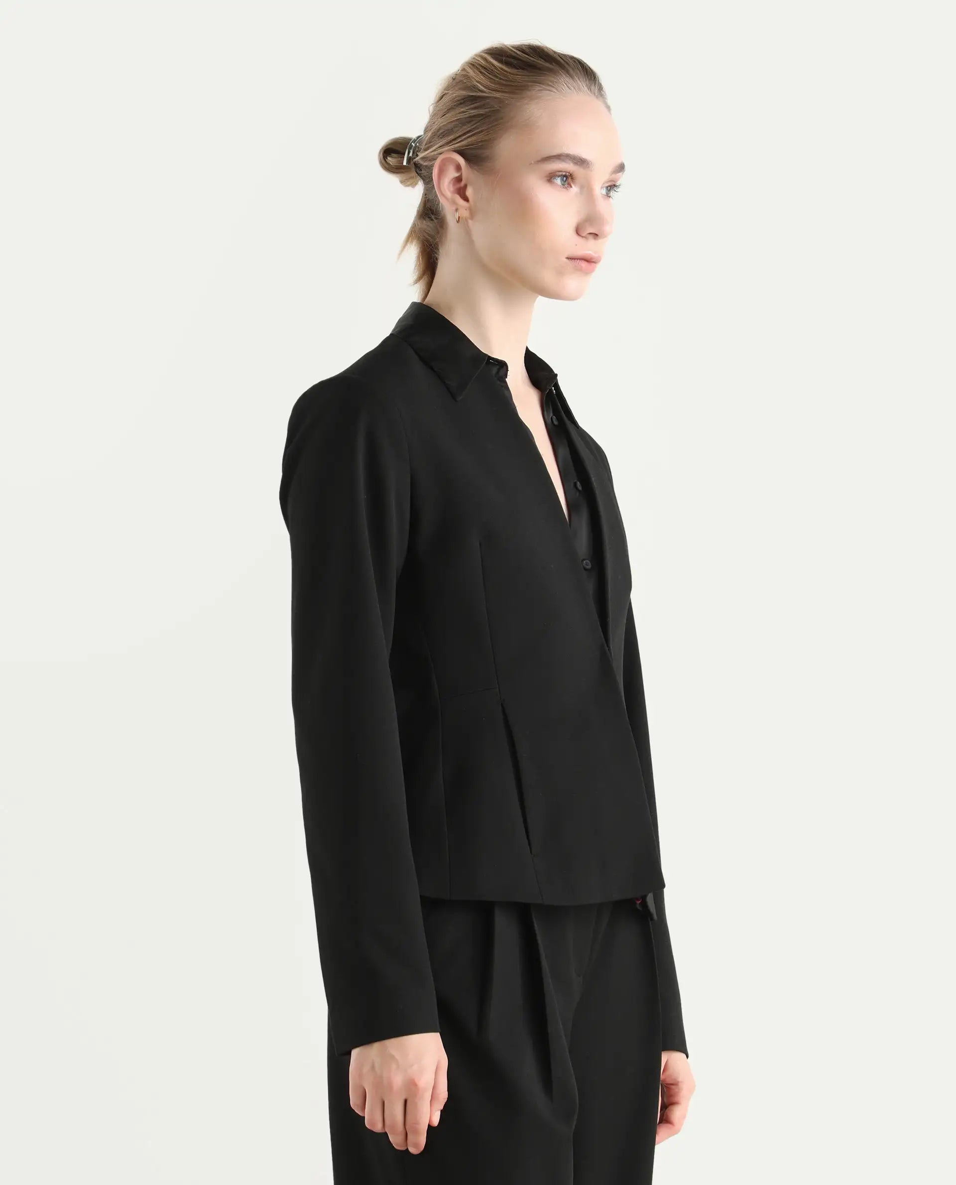 Rareism Women's Allenso Black Polyester Blend Full Sleeve Plain Blazer