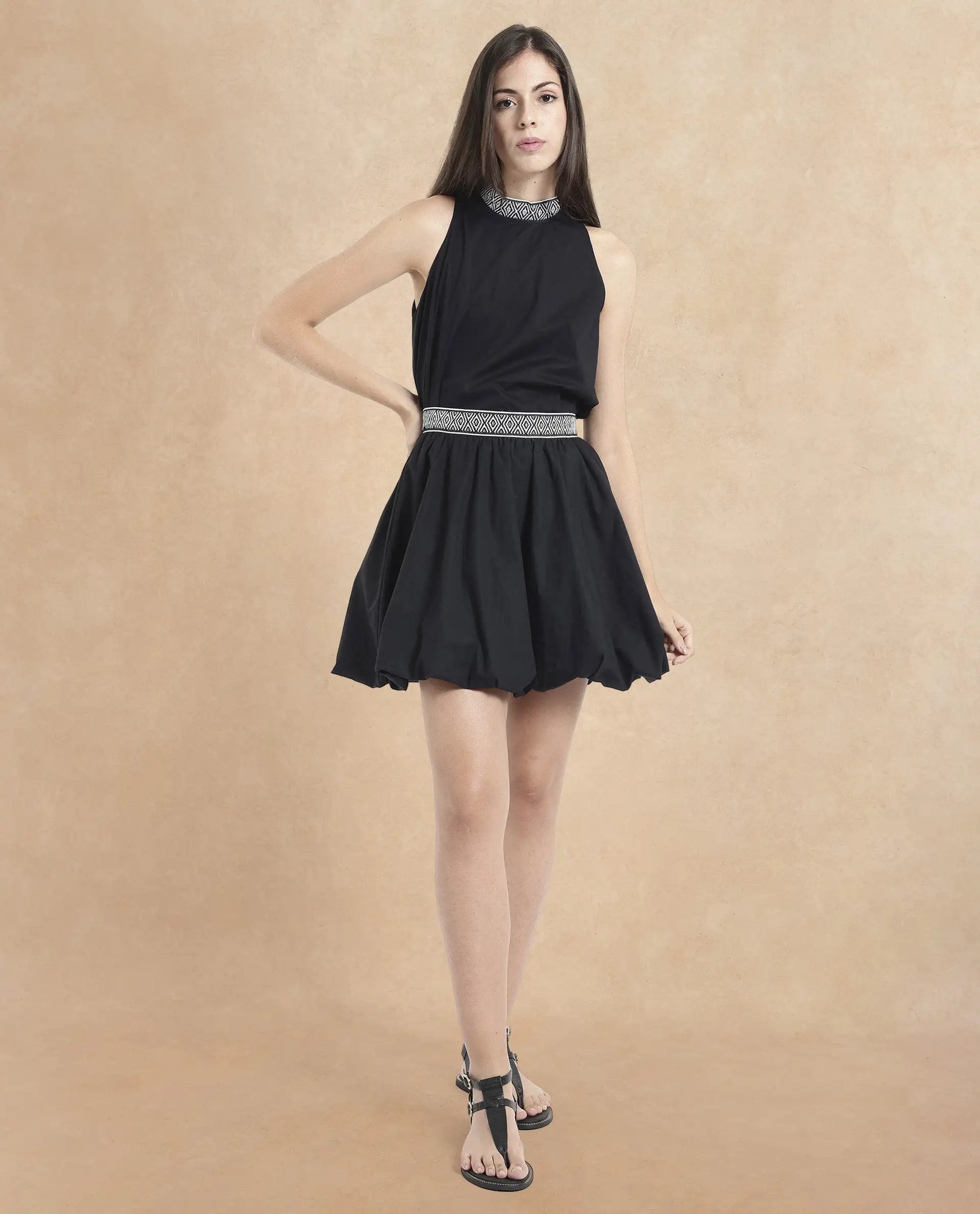 Rareism Women's Como Black Cotton Plain Mini Balloon Skirt