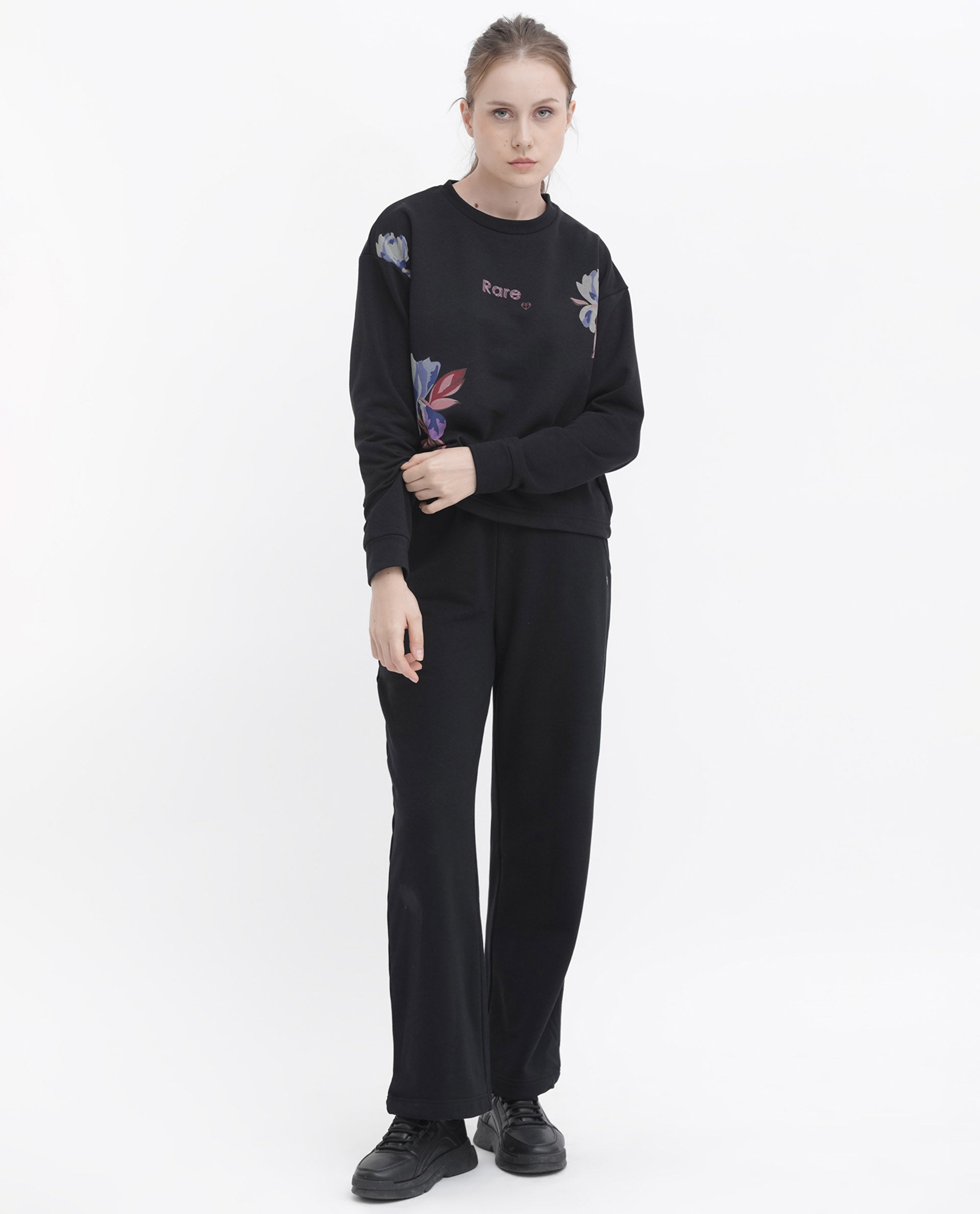 Rareism Women's Argyle Black Polyester Blend Crew Neck Graphic Print Regular Fit Sweatshirt