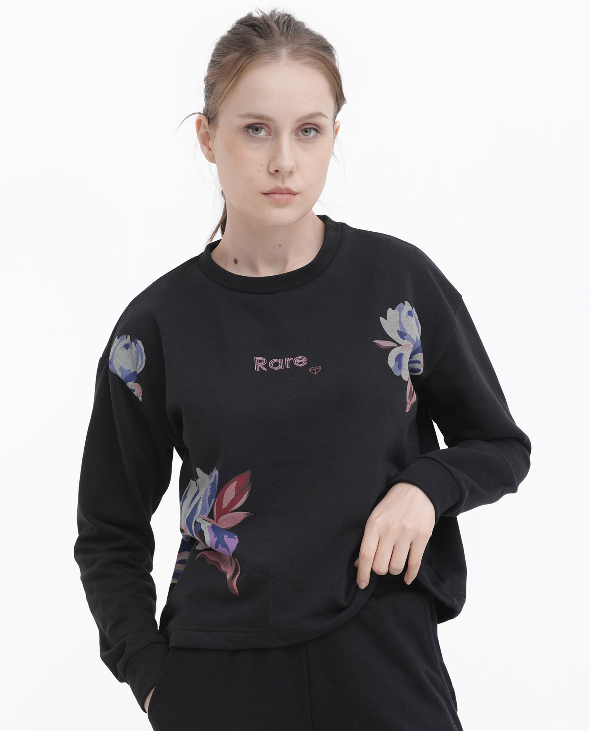 Rareism Women's Argyle Black Polyester Blend Crew Neck Graphic Print Regular Fit Sweatshirt