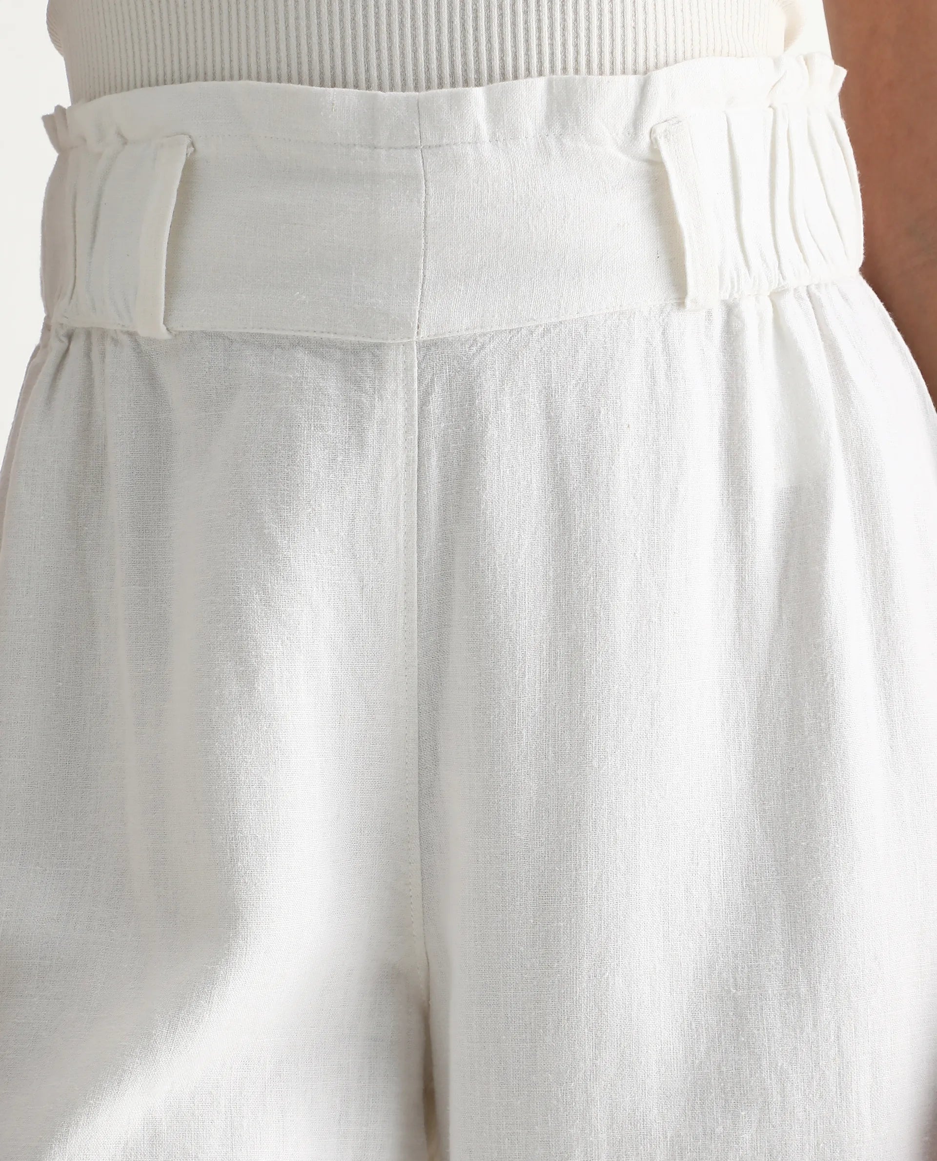 Rareism Women's Arid White Linen Blend Plain Ankle Length Wide Trouser