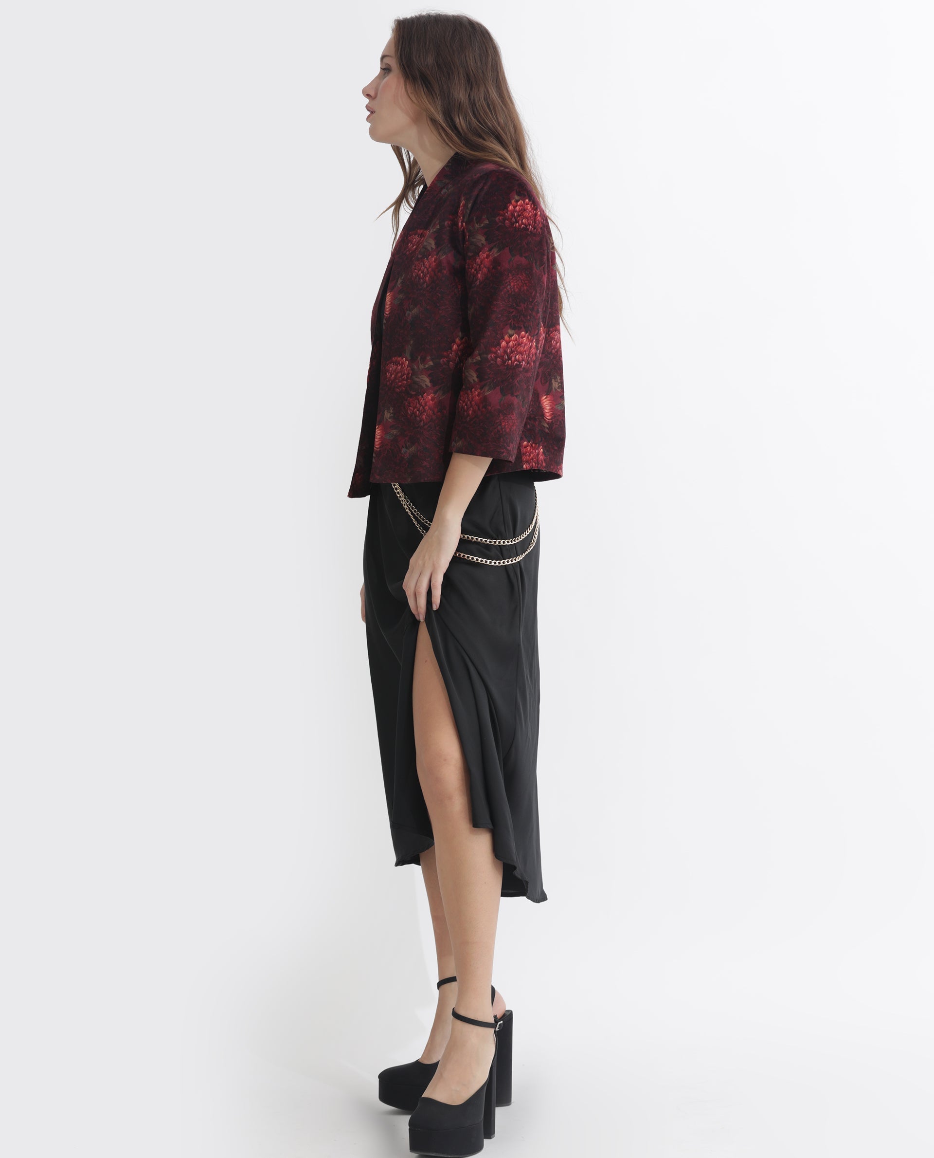 Rareism Women's Arizu Maroon Velvet Collarless Floral Print Regular Fit Shrug