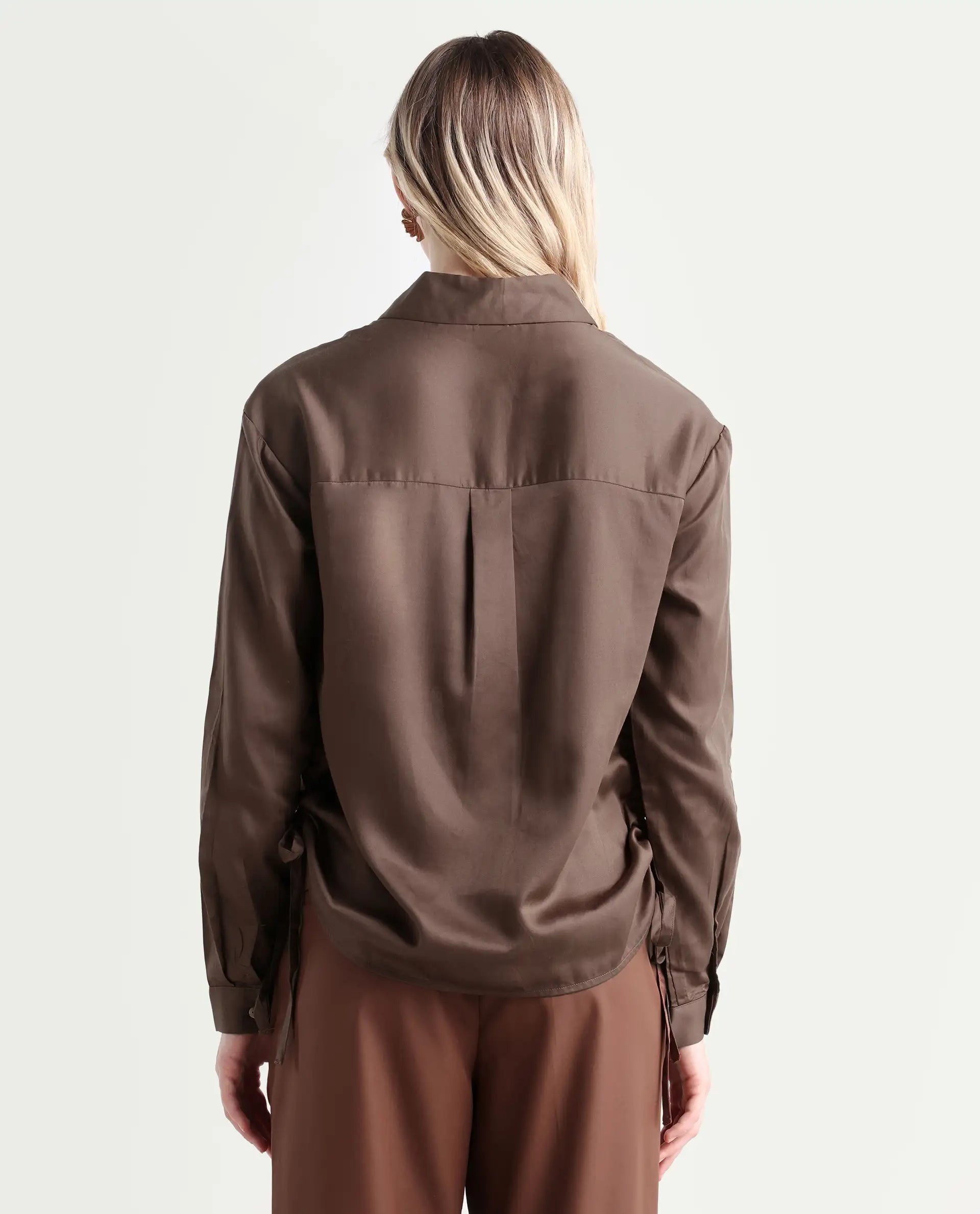 Rareism Women's Avocado Brown Cotton Spread Collar Plain Regular Fit Top