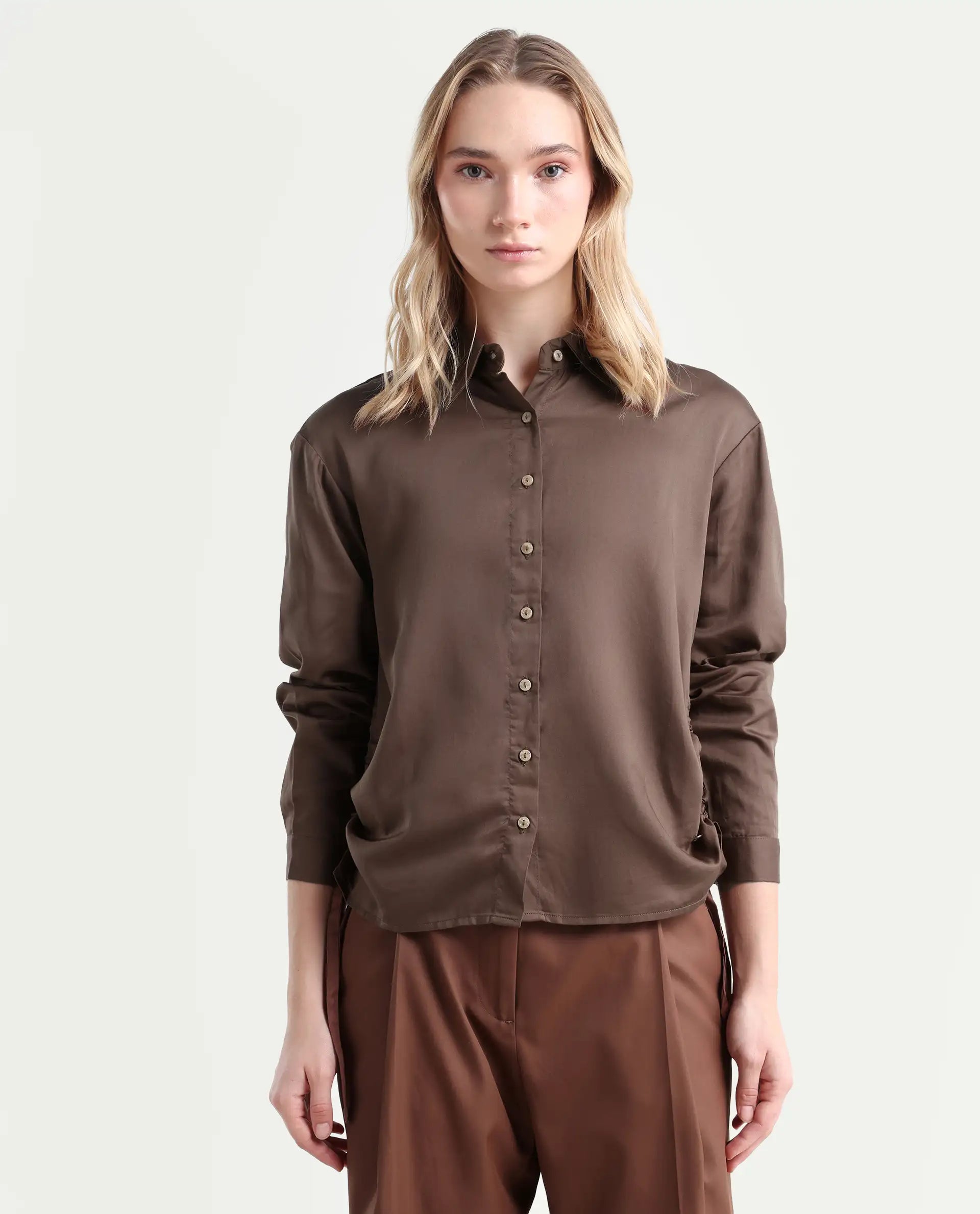 Rareism Women's Avocado Brown Cotton Spread Collar Plain Regular Fit Top
