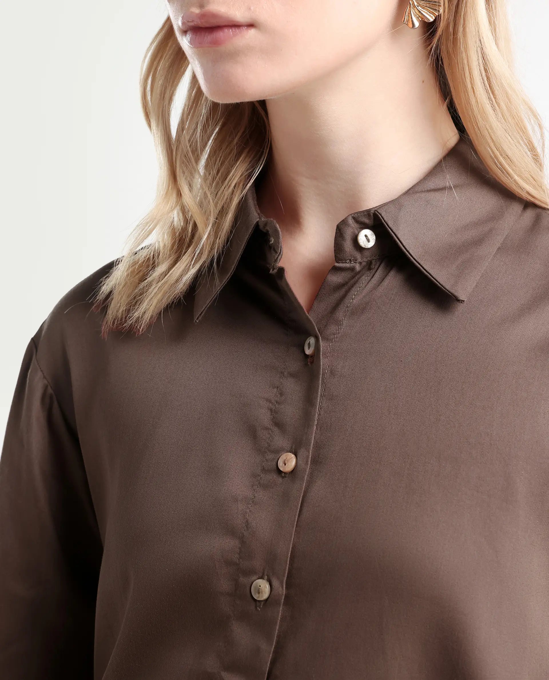 Rareism Women's Avocado Brown Cotton Spread Collar Plain Regular Fit Top