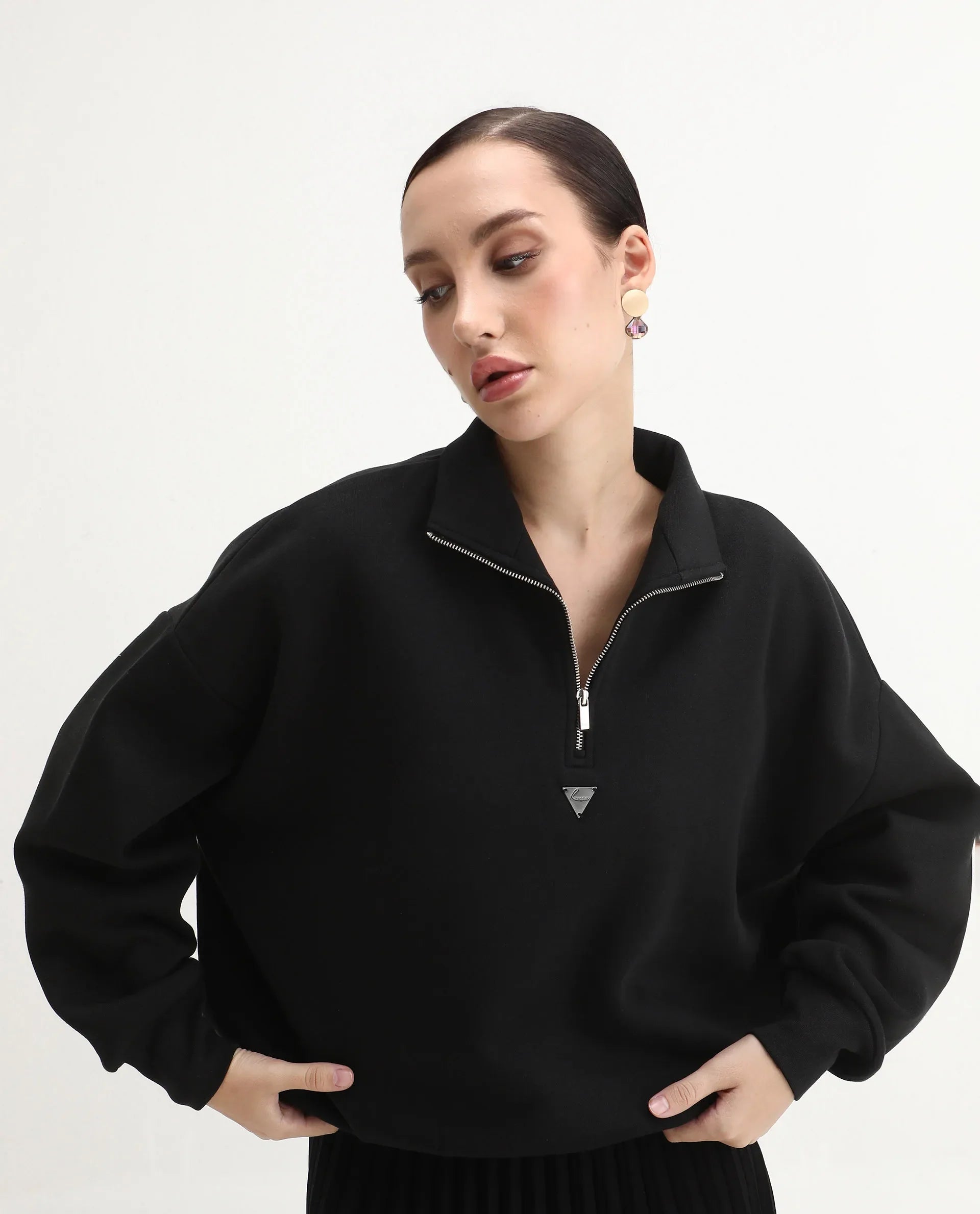 Rareism Women's Ario Black Cotton Blend Fabric Spread Collar Relaxed Fit Printed Sweatshirt