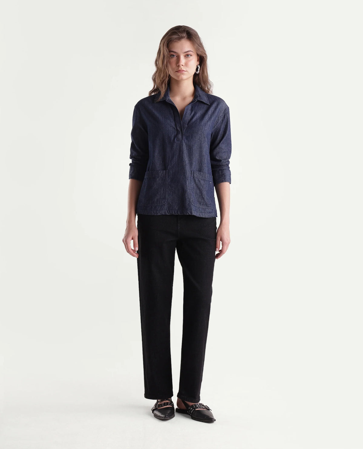 Rareism Women's Barol-1 Black Cotton Blend Shank And Zipper Ankle Barrel Plain Jeans