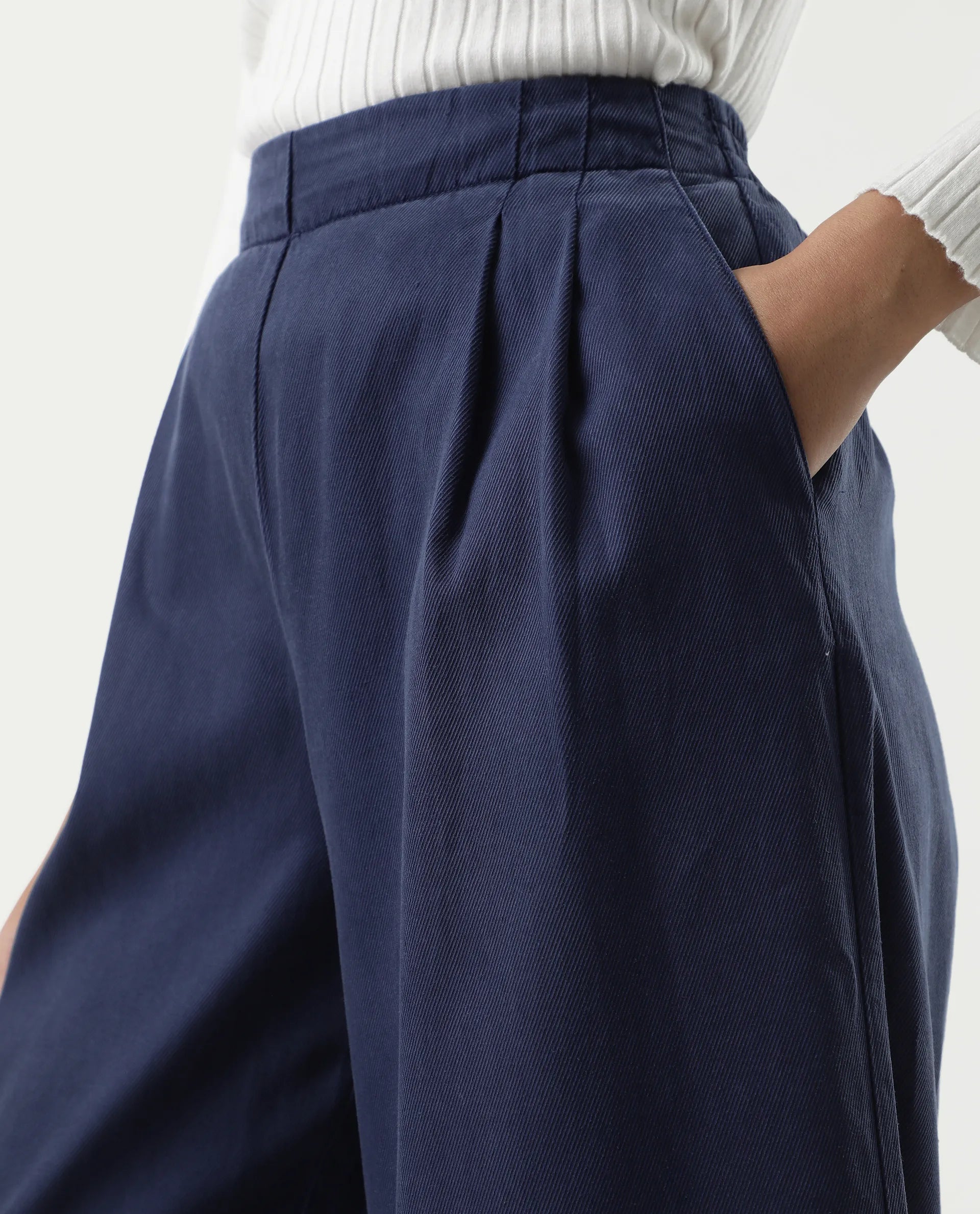 Rareism Women's Bhanella B Navy Cotton Plain Ankle Length Flared Trouser