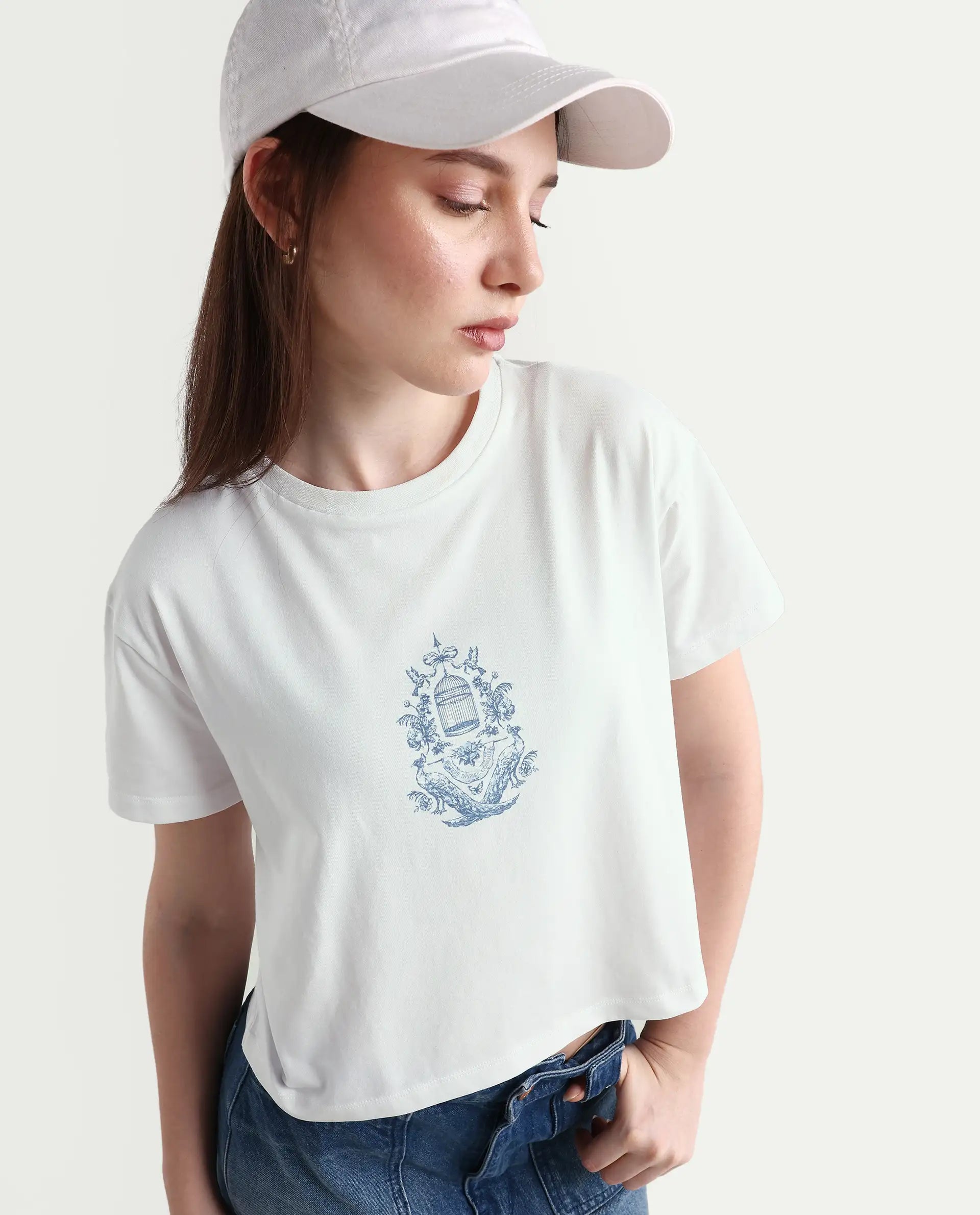 Rareism Women's Bharop Off White Cotton Blend Crew Neck Graphic Print Crop Regular Fit T-Shirt