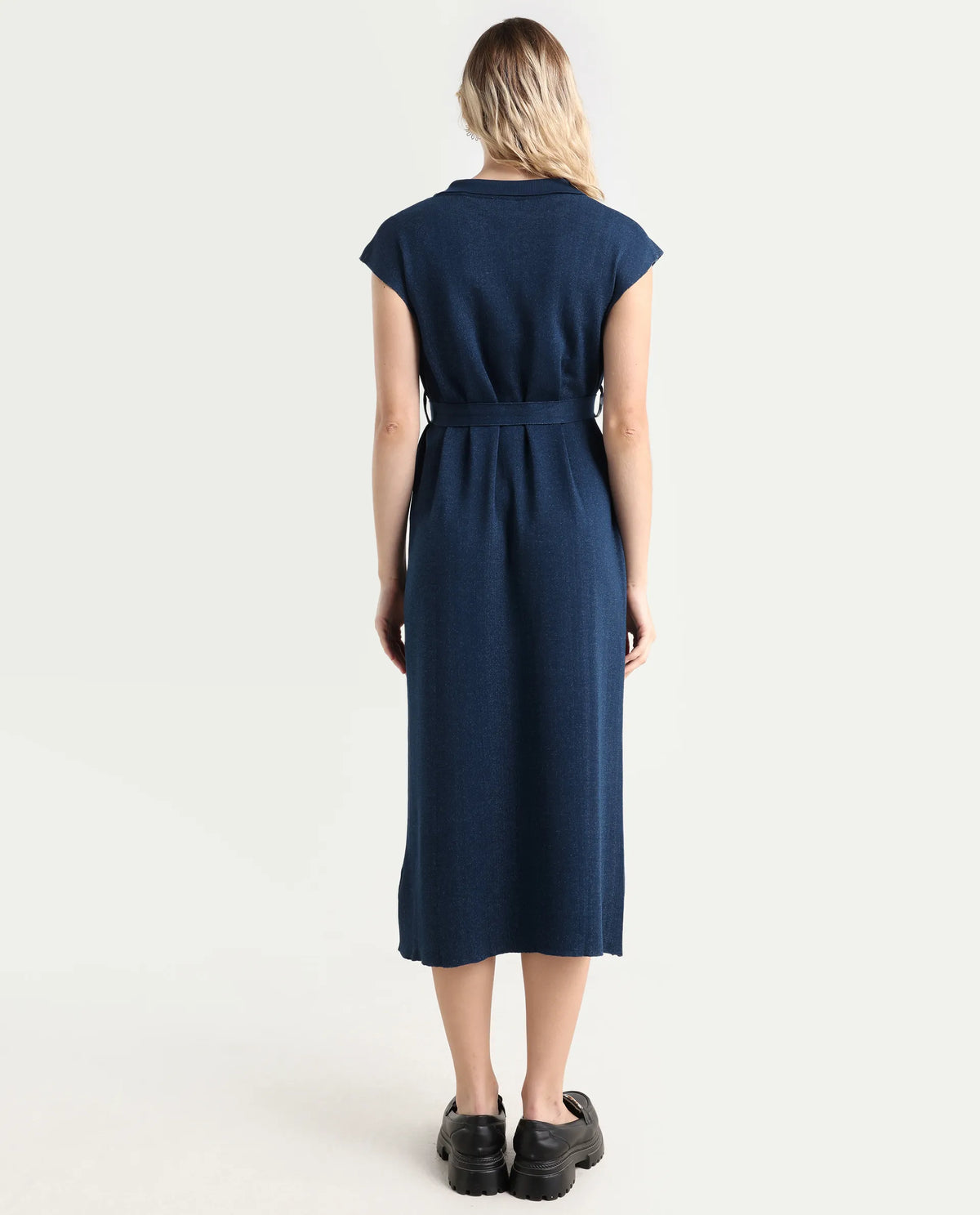 Rareism Women's Bhize Navy Cotton Spread Collar Plain Extended Sleeves Midi Straight Fit Dress