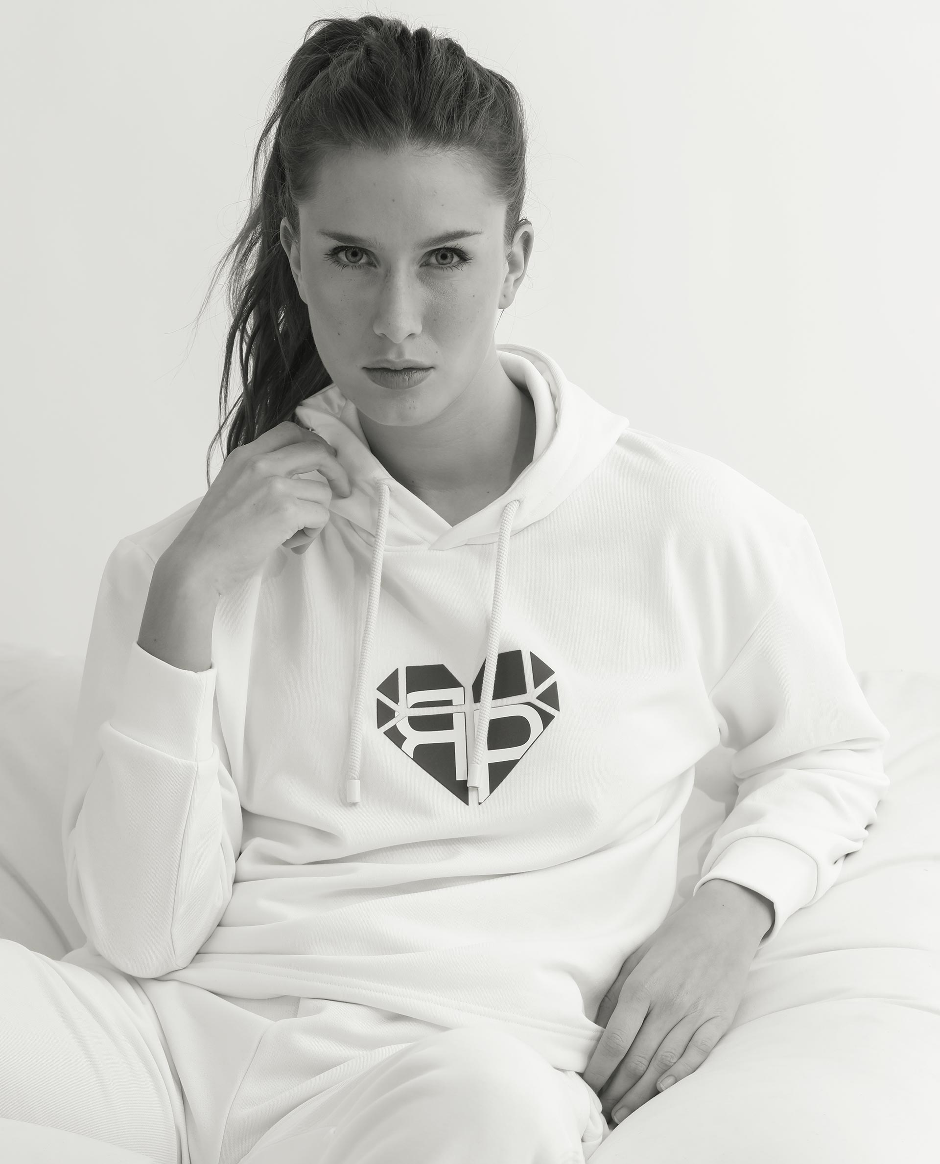 Rareism Women's Blacher Off White Polyester Blend Hooded Graphic Print Regular Fit Sweatshirt