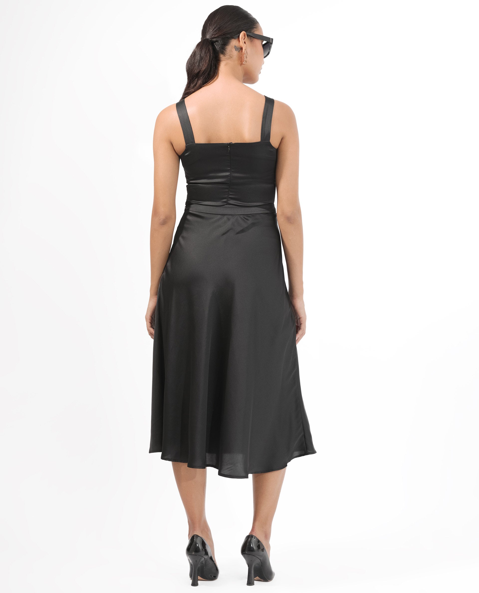 Rareism Women's Ailsa Black Polyester Plain Knee Length Regular Fit Skirt