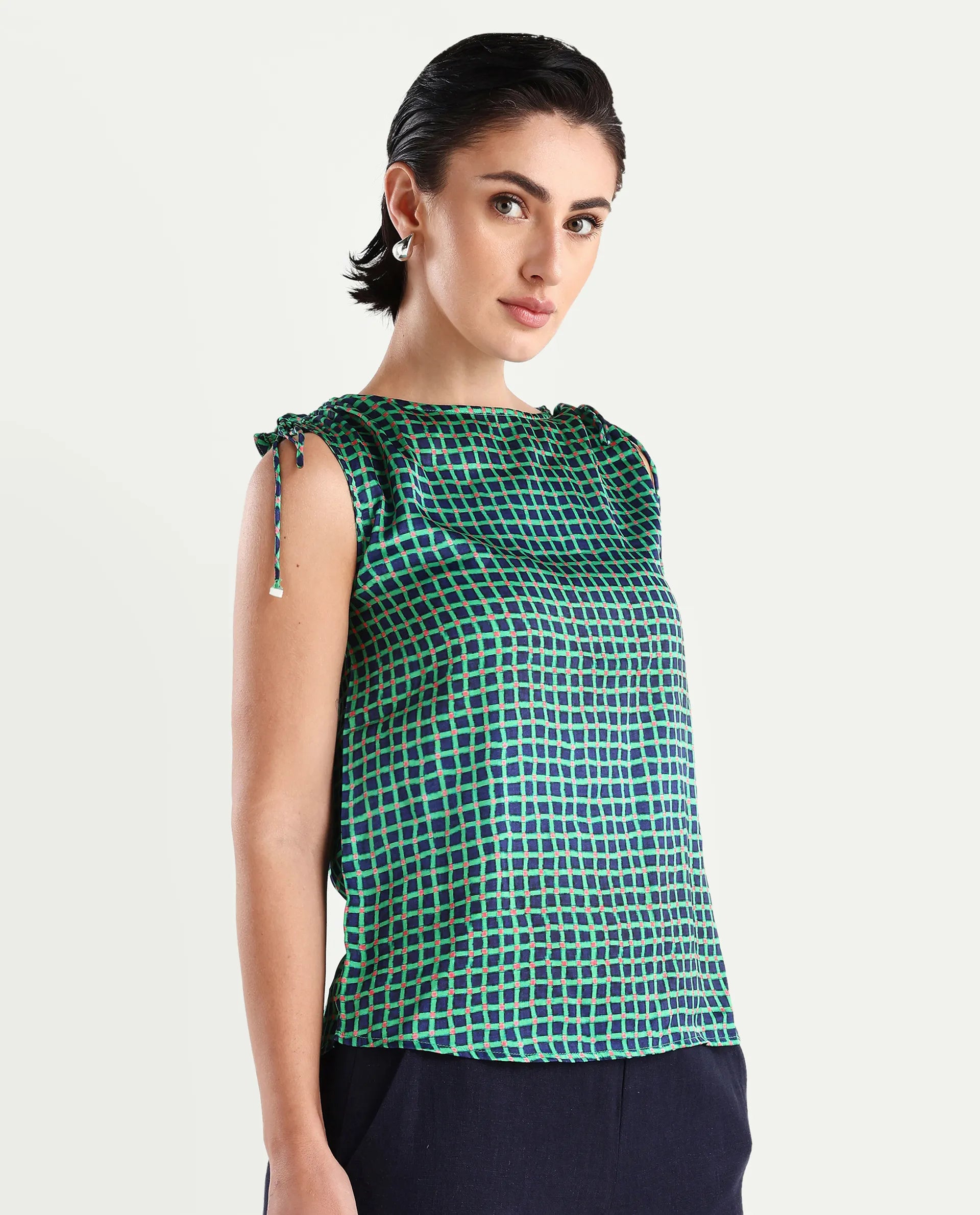 Rareism Women's Blaze Green Polyester Boat Neck Geometric Print Sleeveless Regular Fit Top