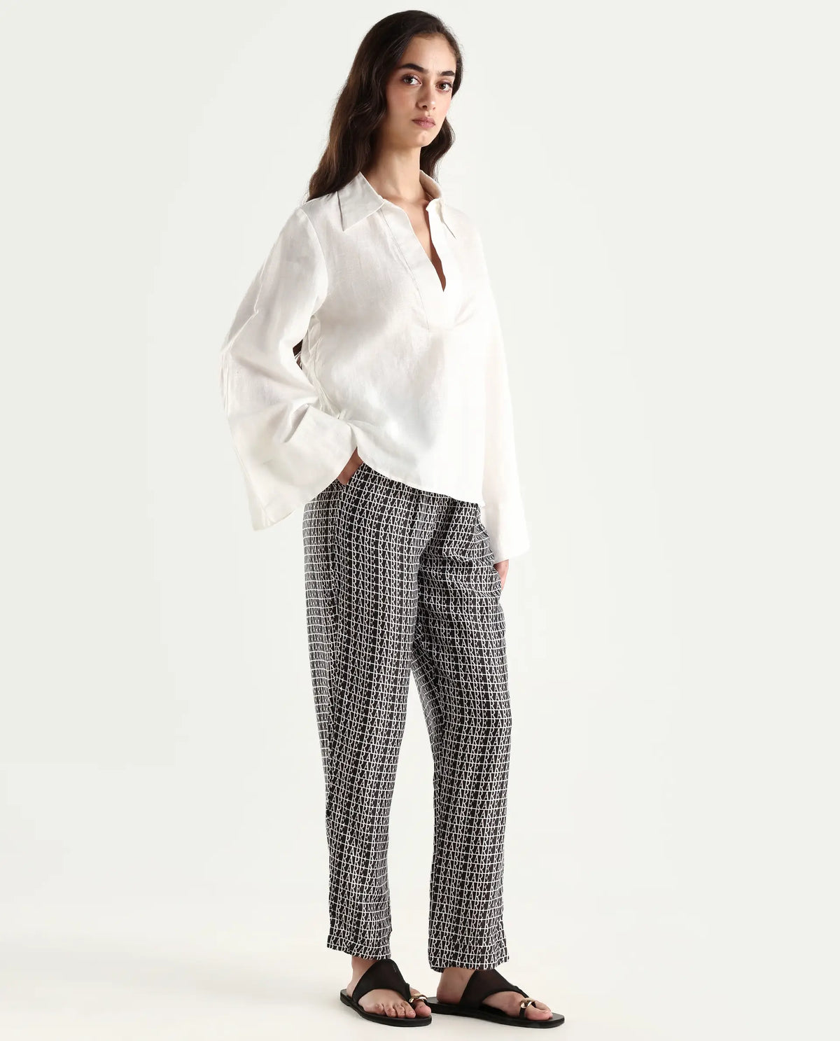 Rareism Women's Blakey Black Modal Blend Graphic Print Ankle Length Tailored Trouser