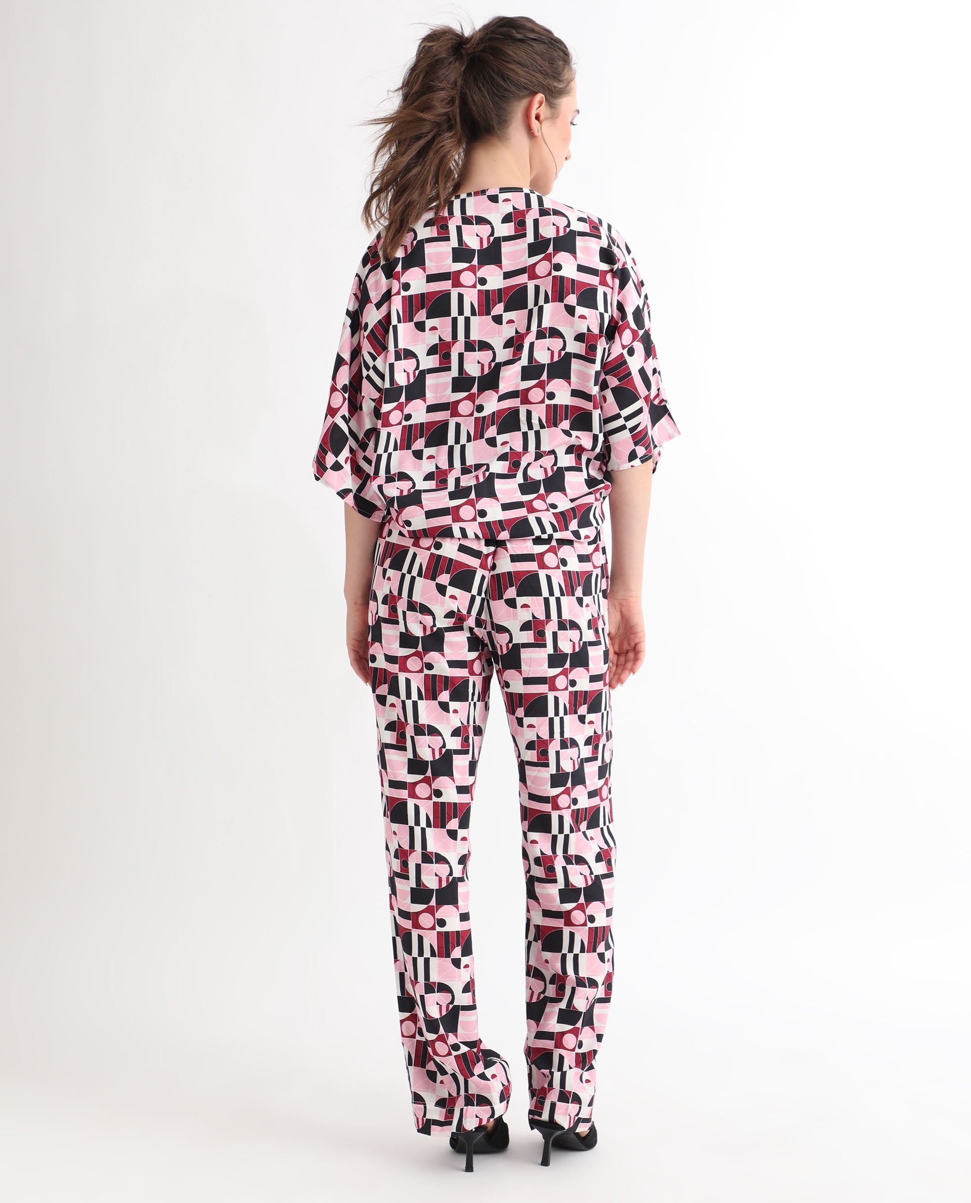 Rareism Women's Cameron Multi Viscose Abstract Print Ankle Length Relaxed Fit Trouser