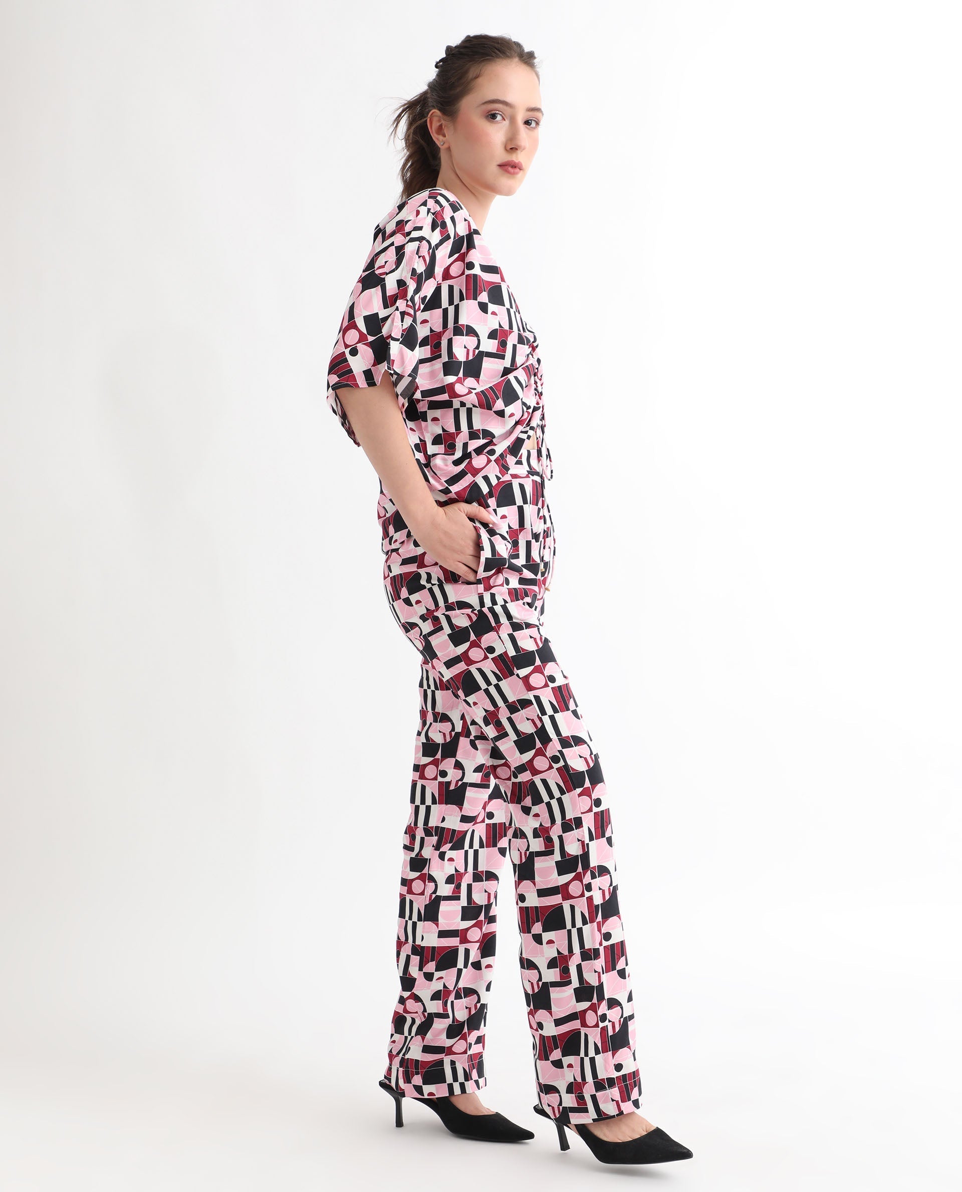 Rareism Women's Cameron Multi Viscose Abstract Print Ankle Length Relaxed Fit Trouser