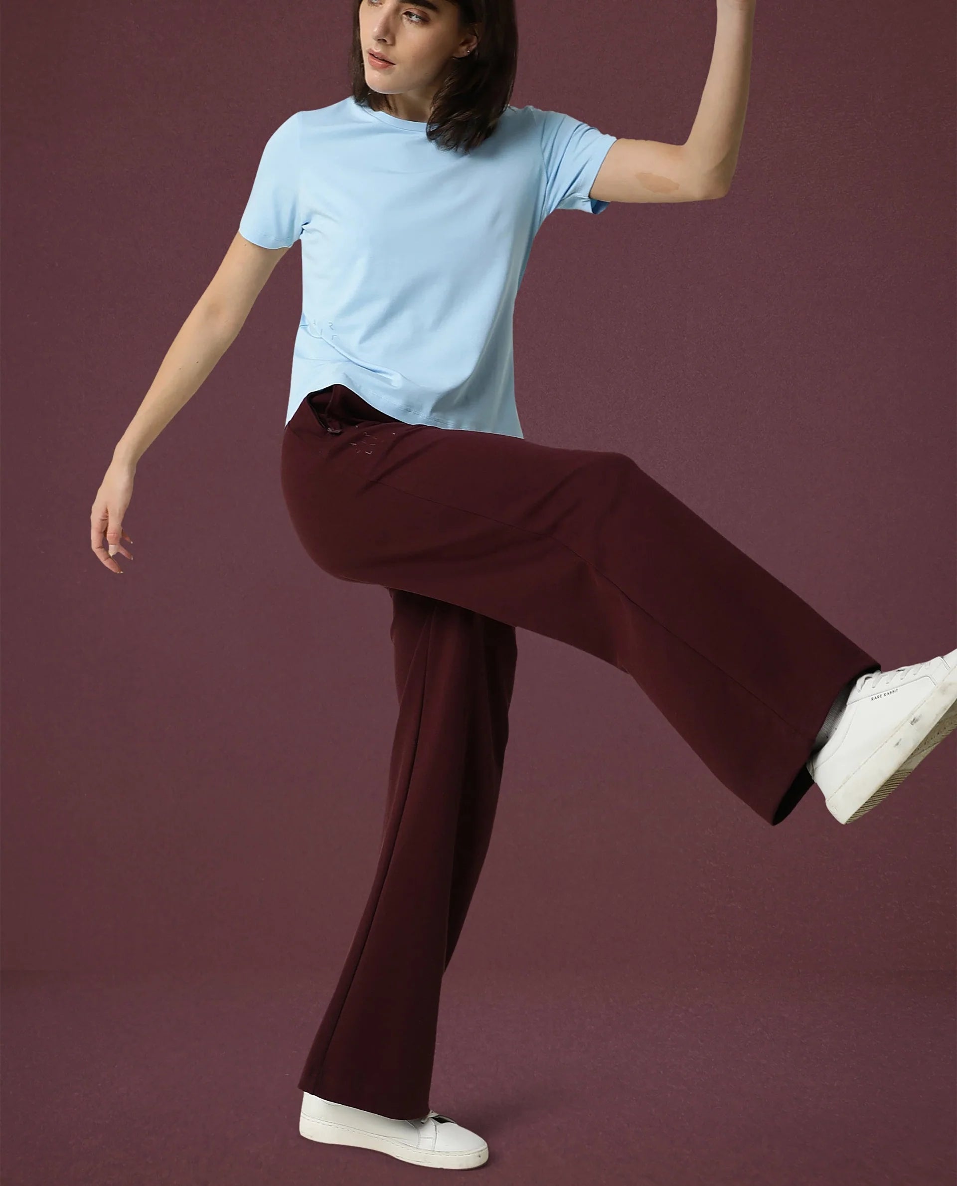 Rareism Women Capsule Maroon Cotton Blend Fabric Relaxed Fit Solid Mid Rise Ankle Length Track Pant